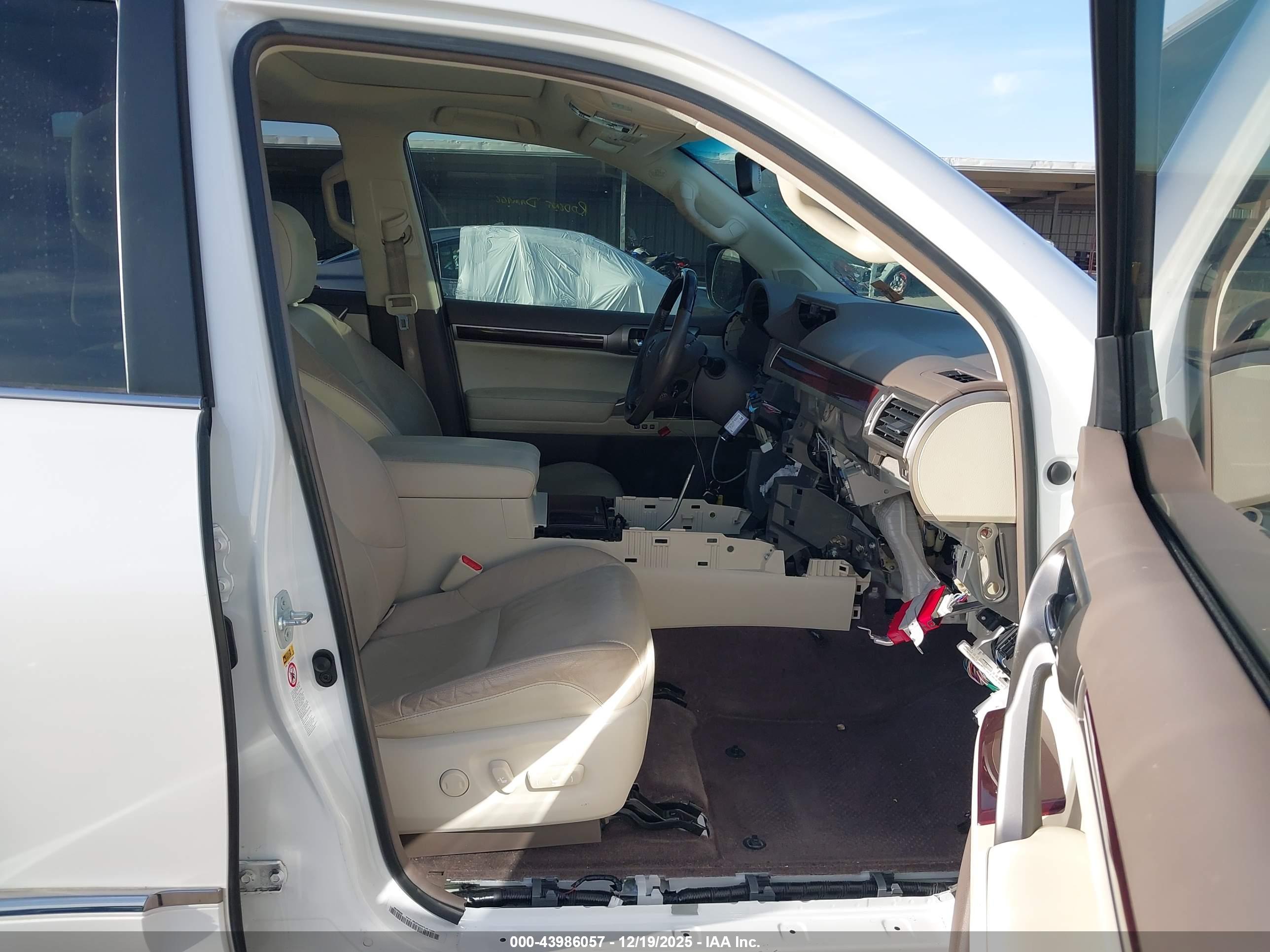 LEXUS GX image 5