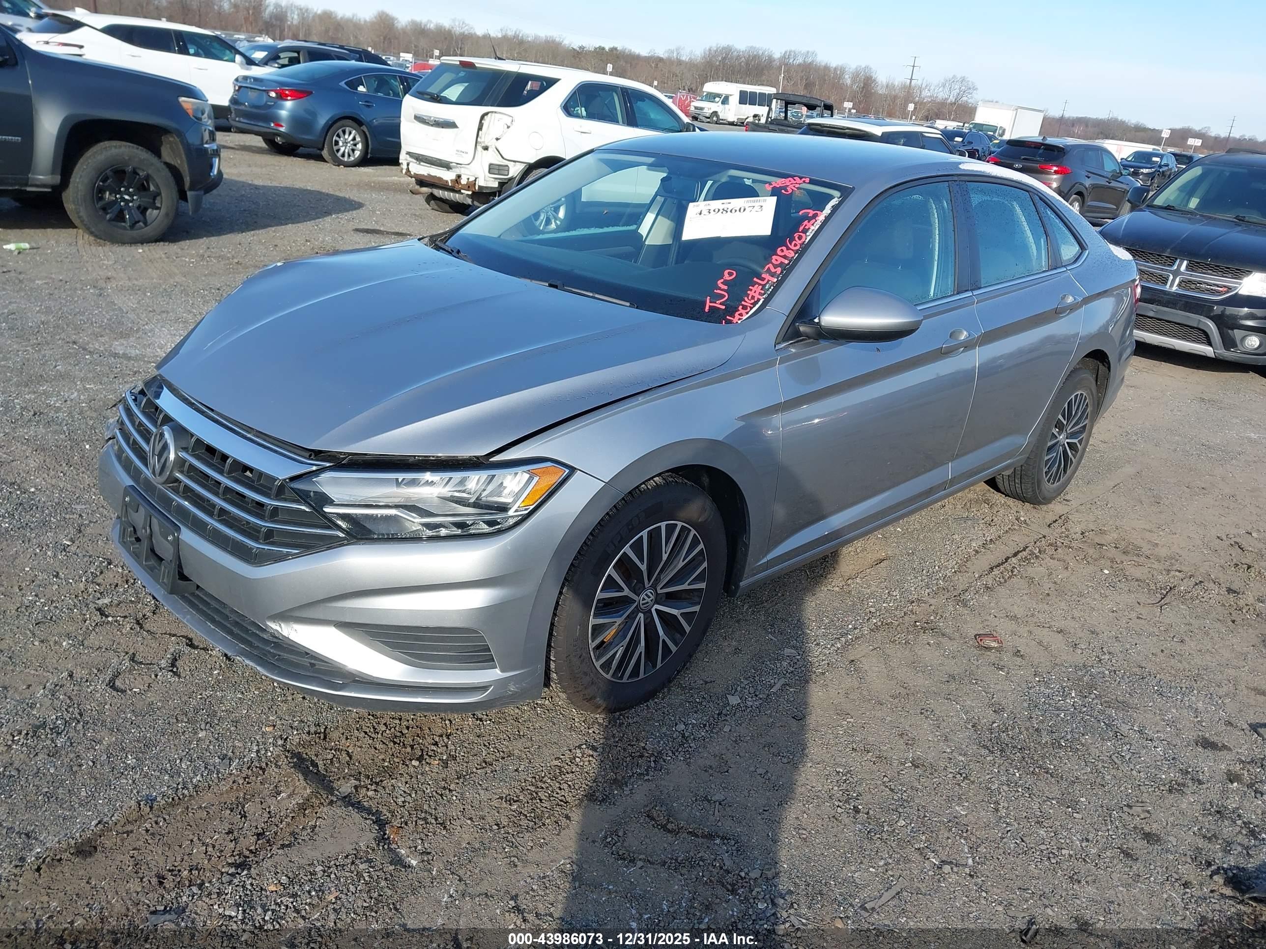 VOLKSWAGEN JETTA image 2