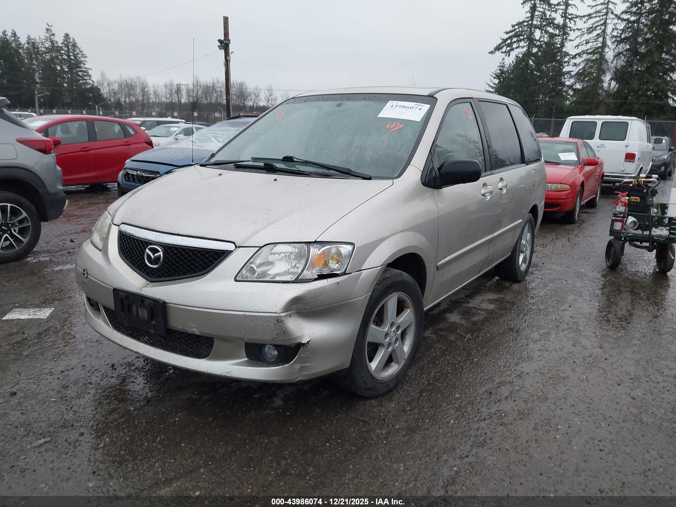 MAZDA MPV image 2