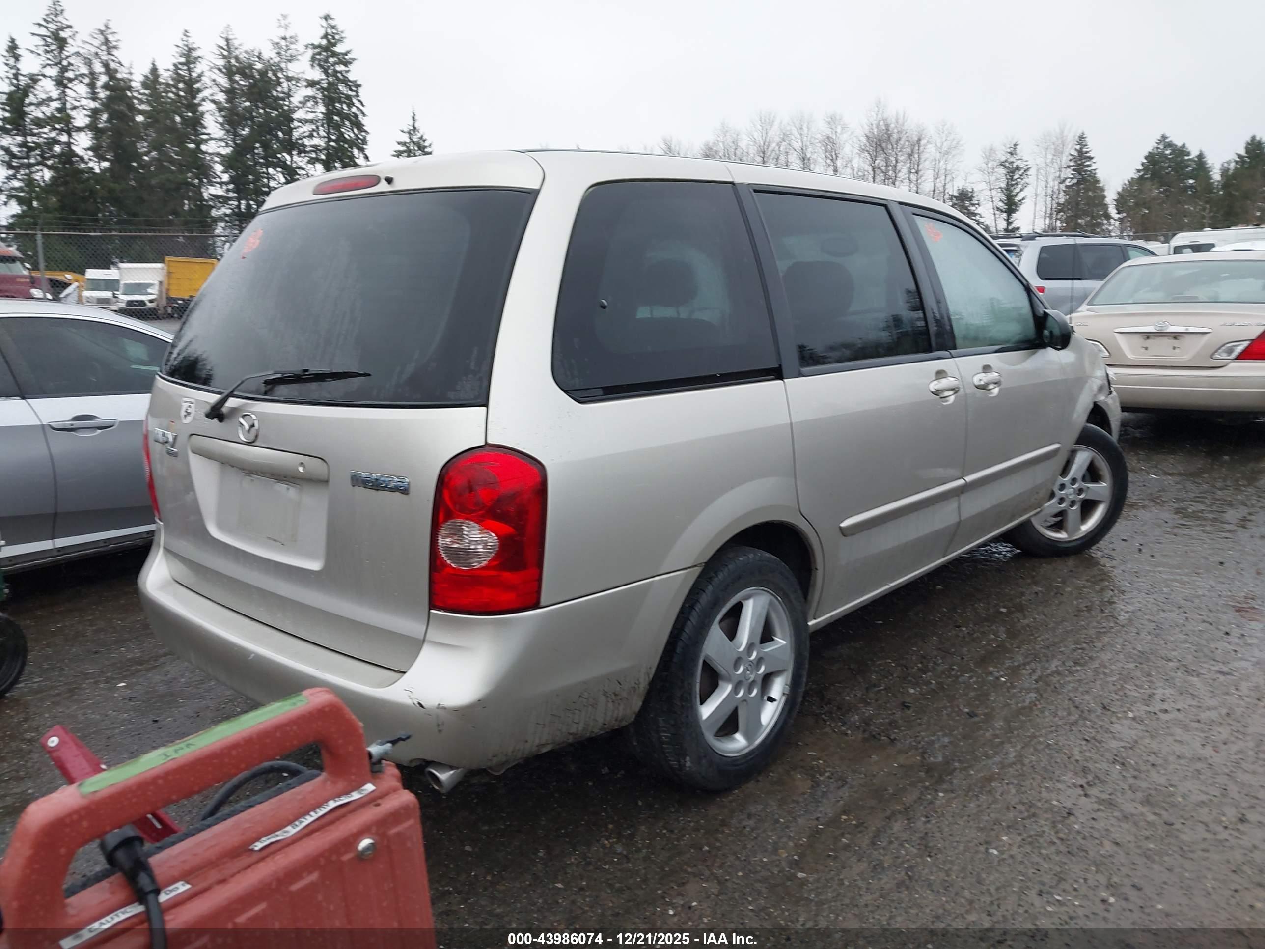 MAZDA MPV image 4