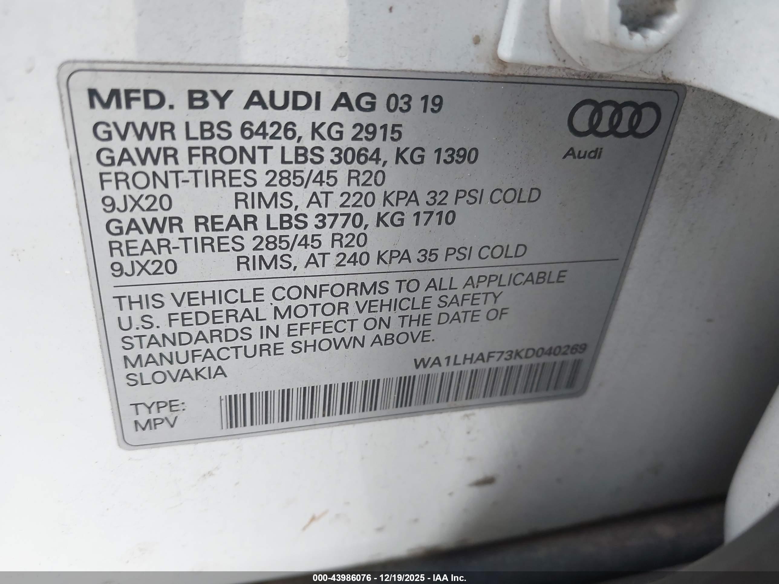 AUDI Q7 image 9