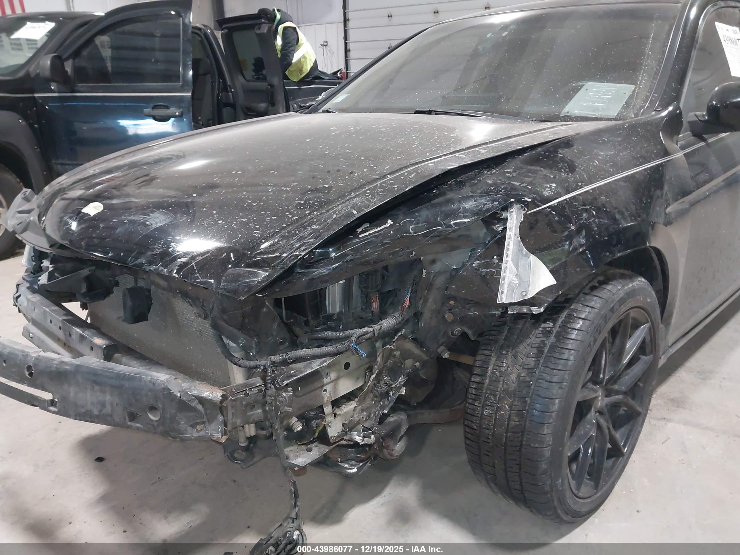 HONDA ACCORD image 6