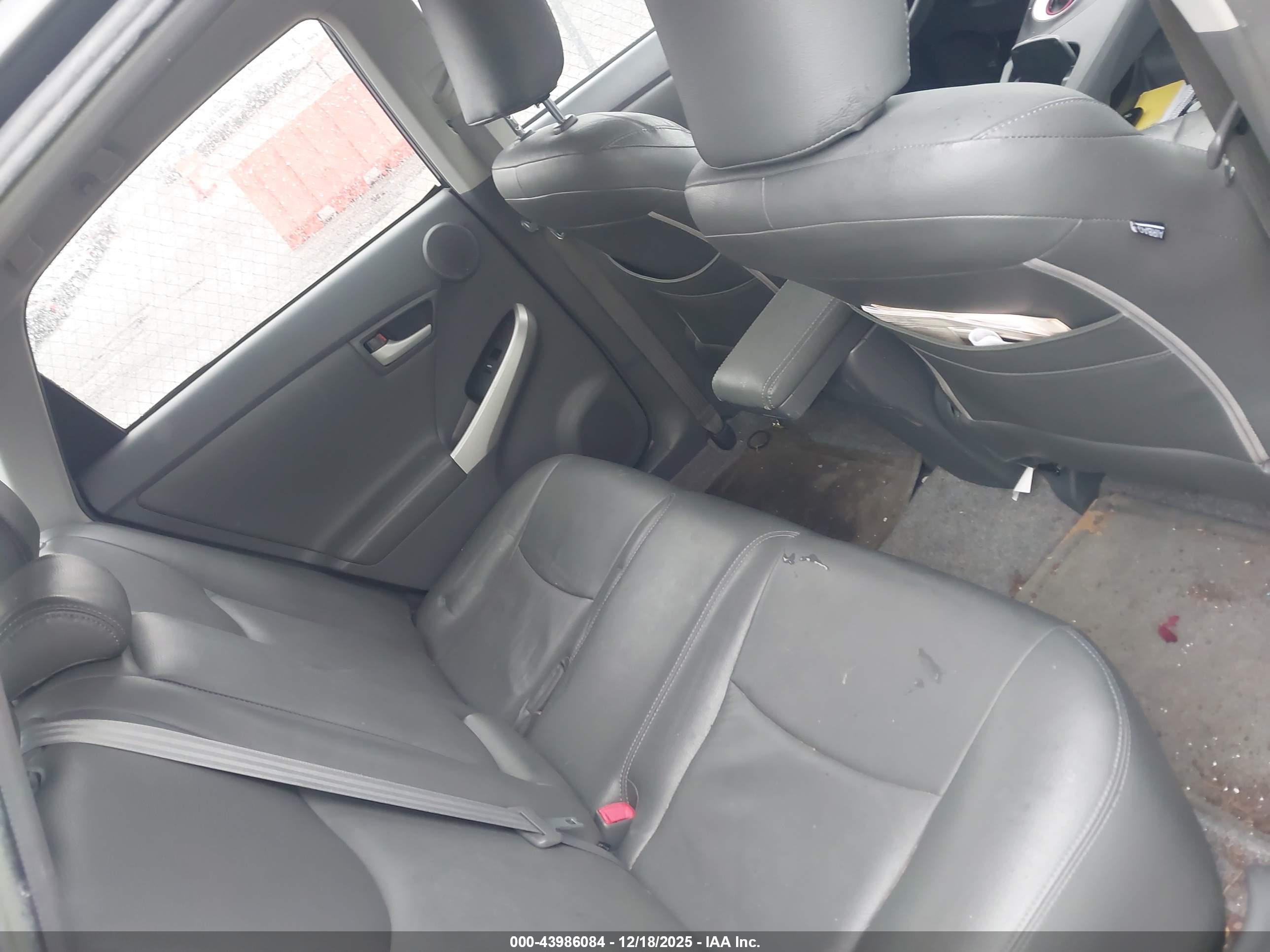 TOYOTA PRIUS image 8