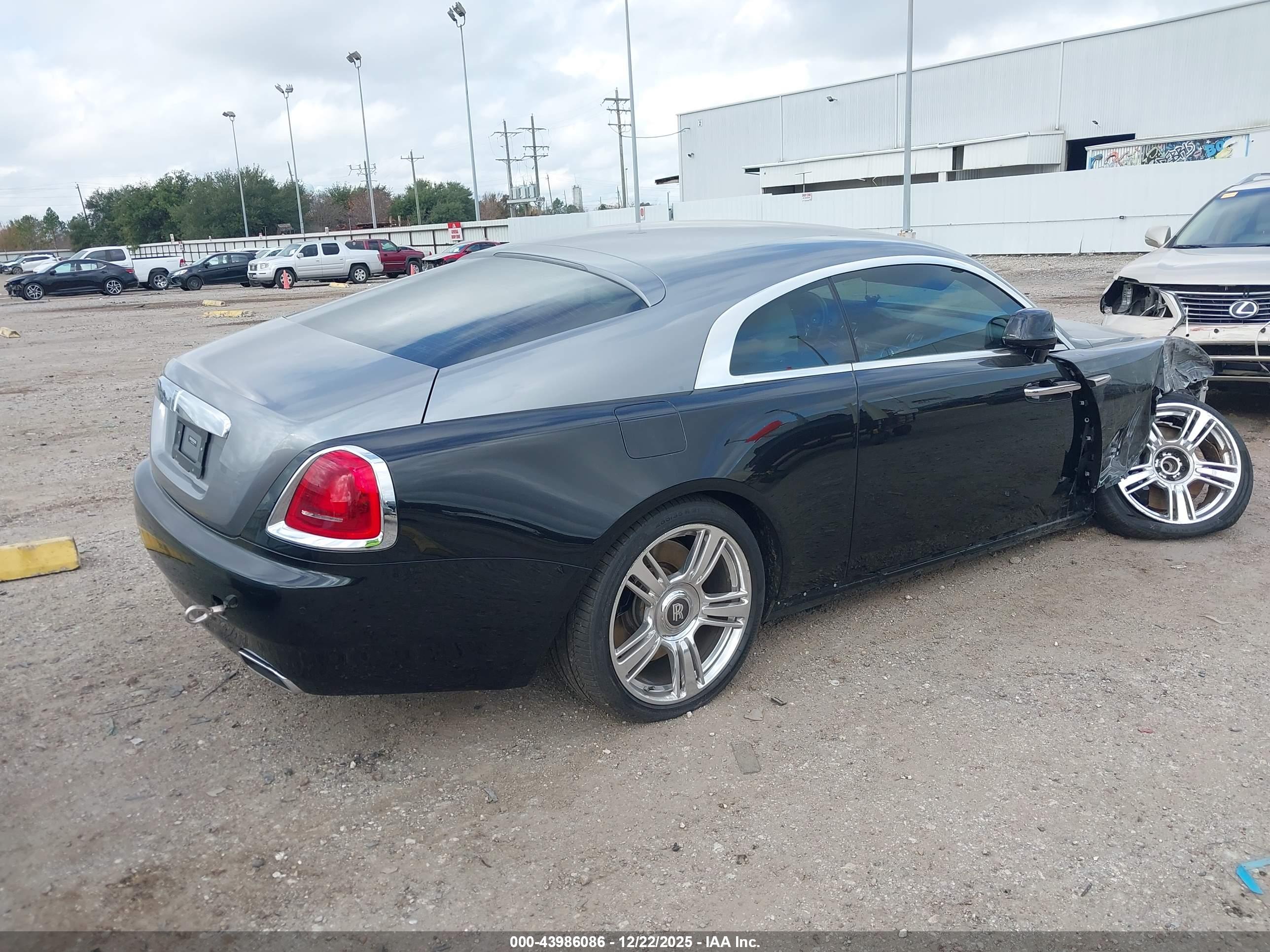 ROLLS-ROYCE WRAITH image 4