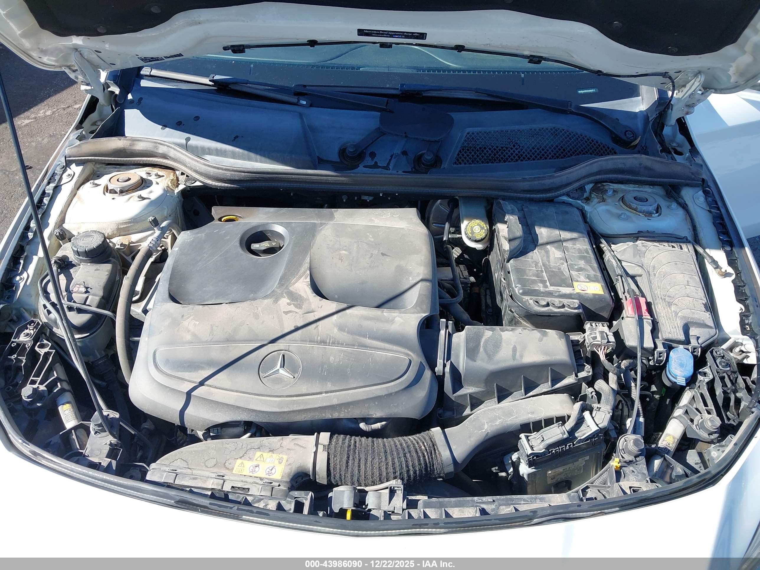 MERCEDES-BENZ CLA image 10