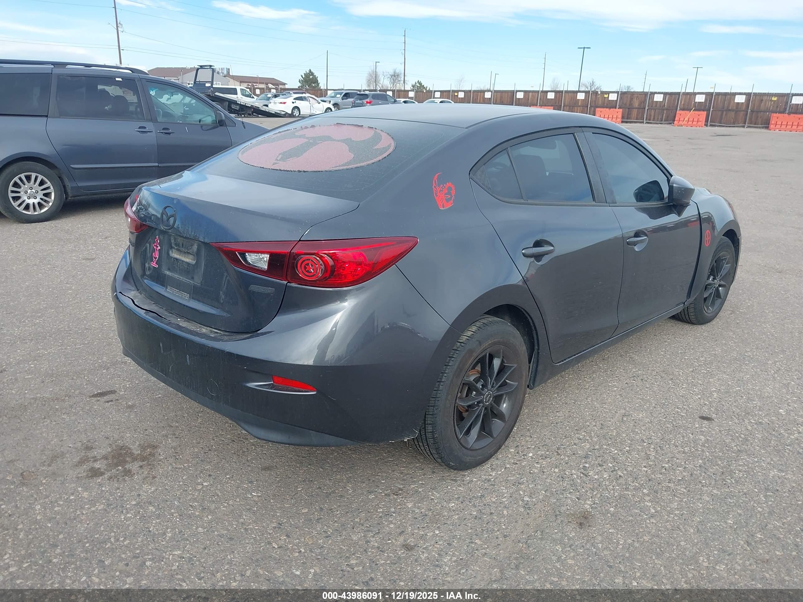 MAZDA MAZDA3 image 4