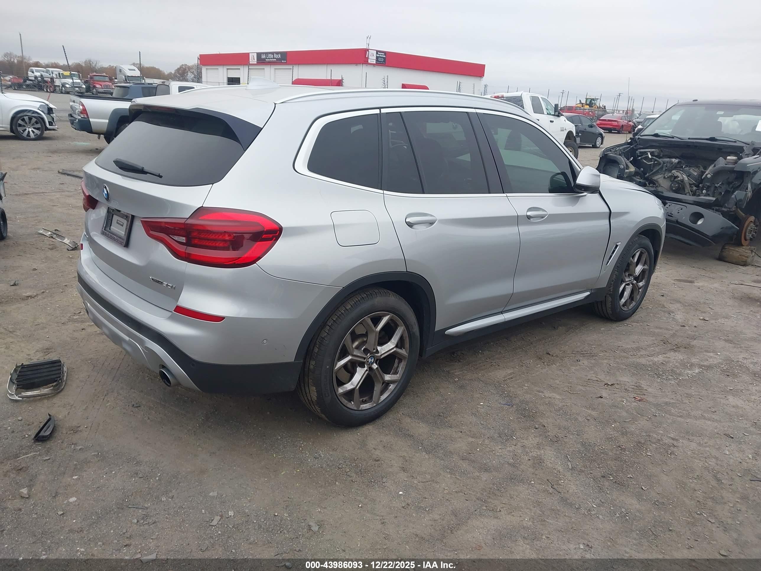 BMW X3 image 4