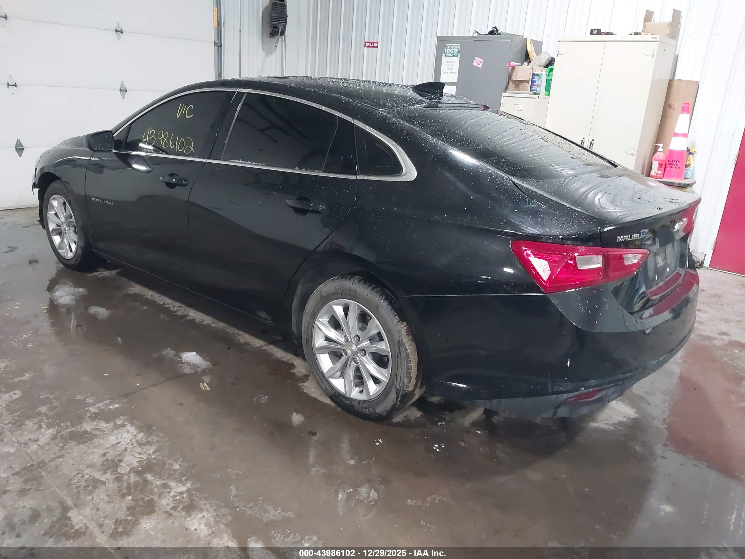 CHEVROLET MALIBU image 3