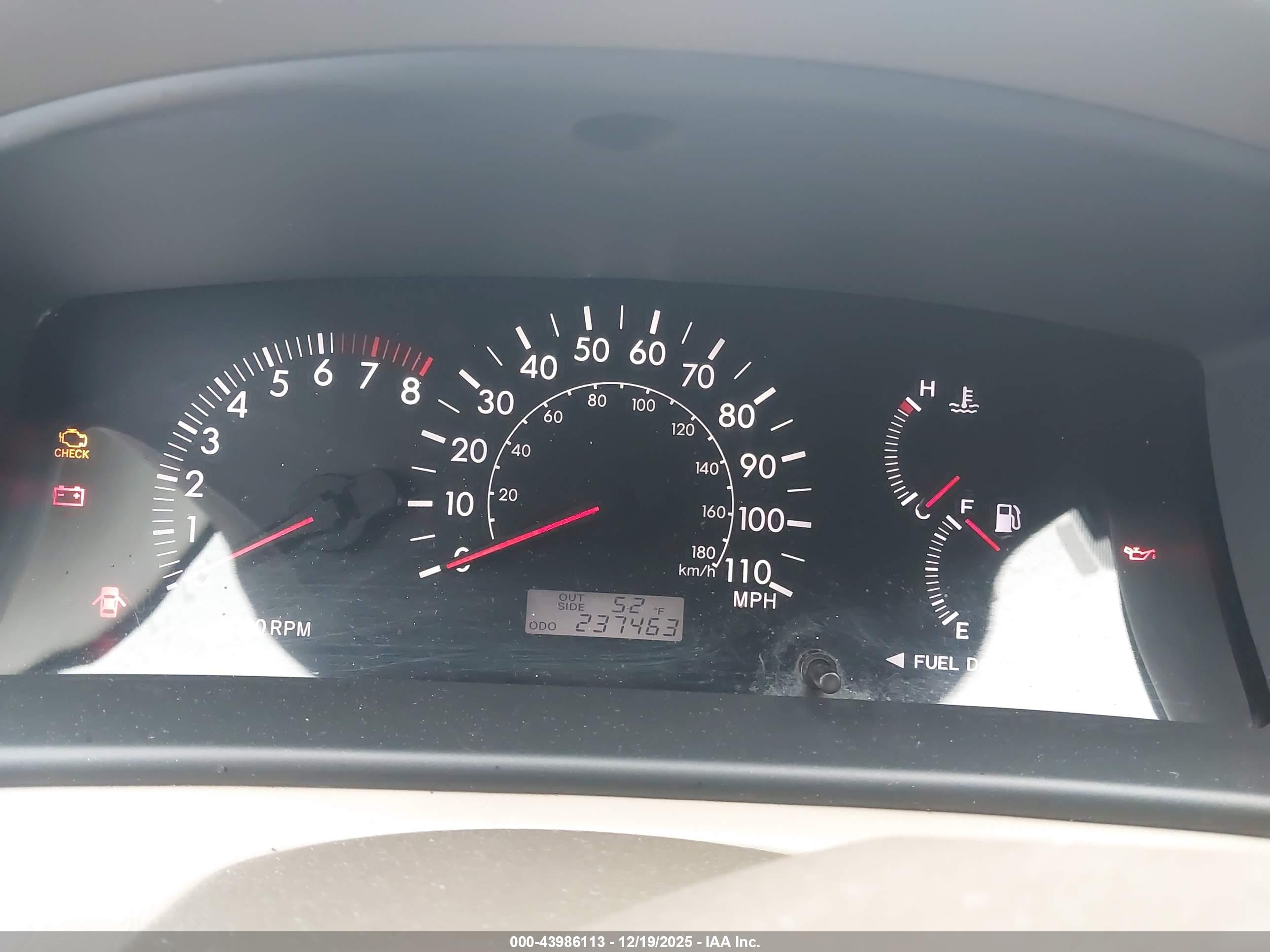 TOYOTA COROLLA image 7