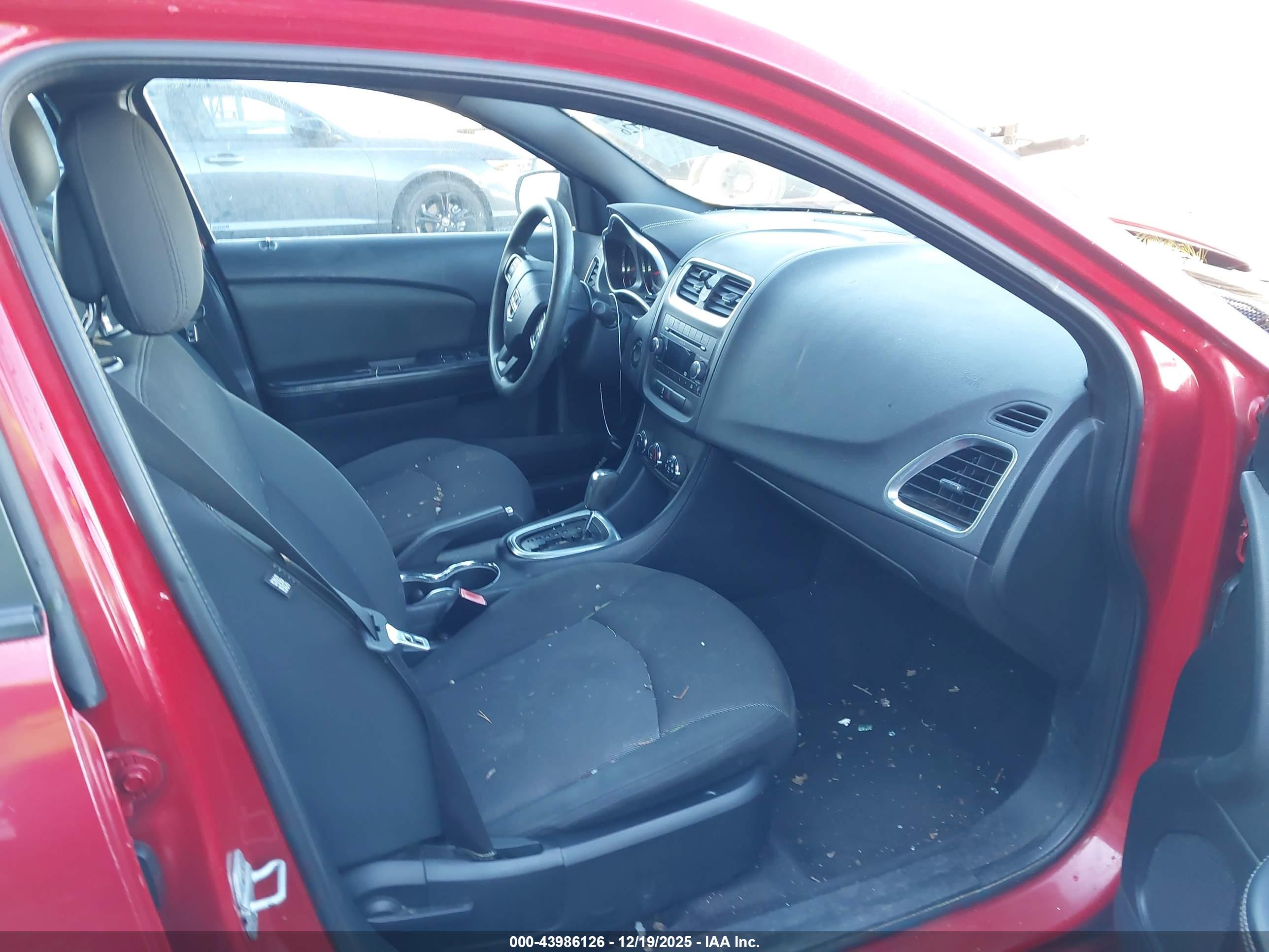 DODGE AVENGER image 5