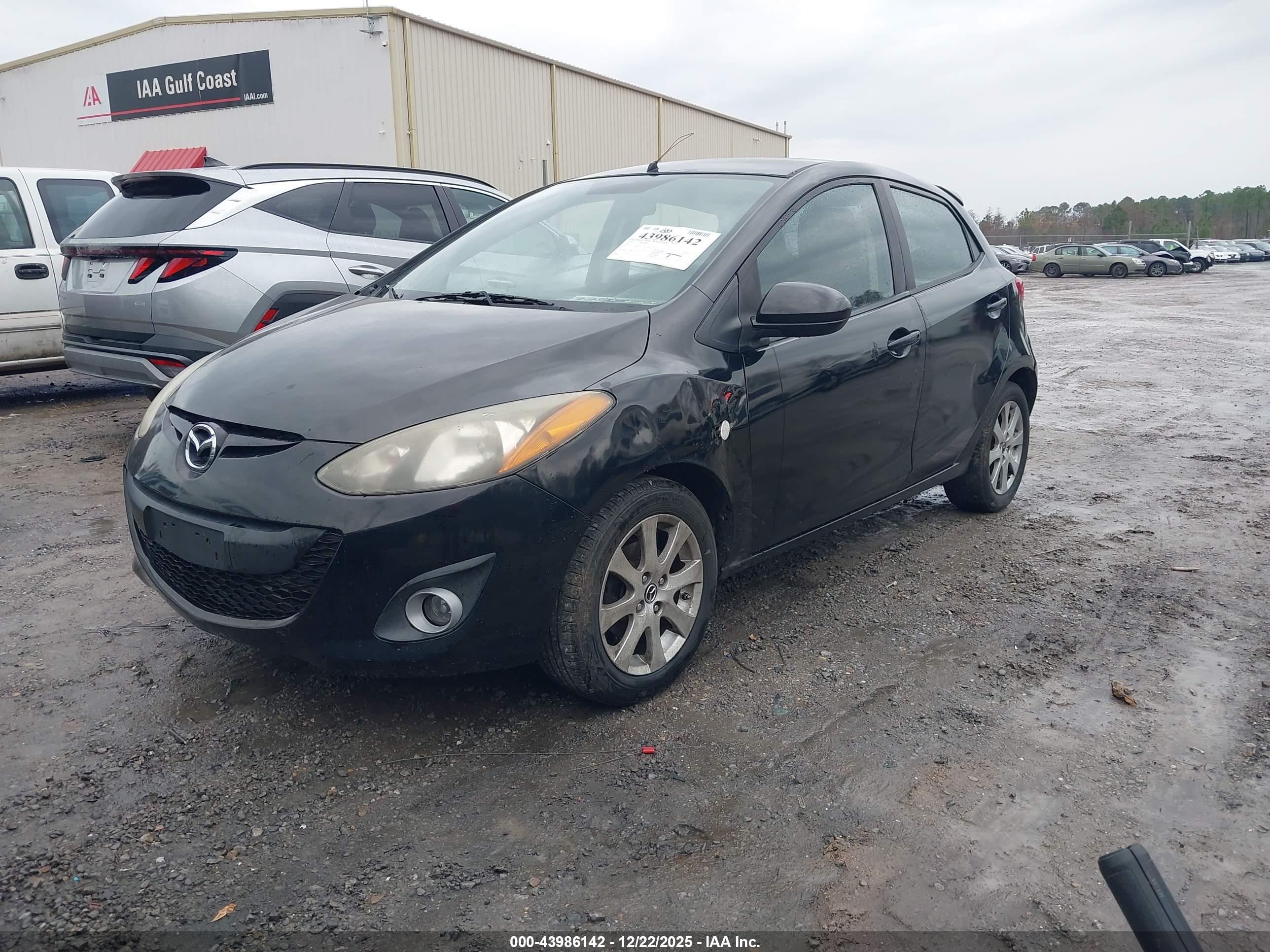 MAZDA MAZDA2 image 2