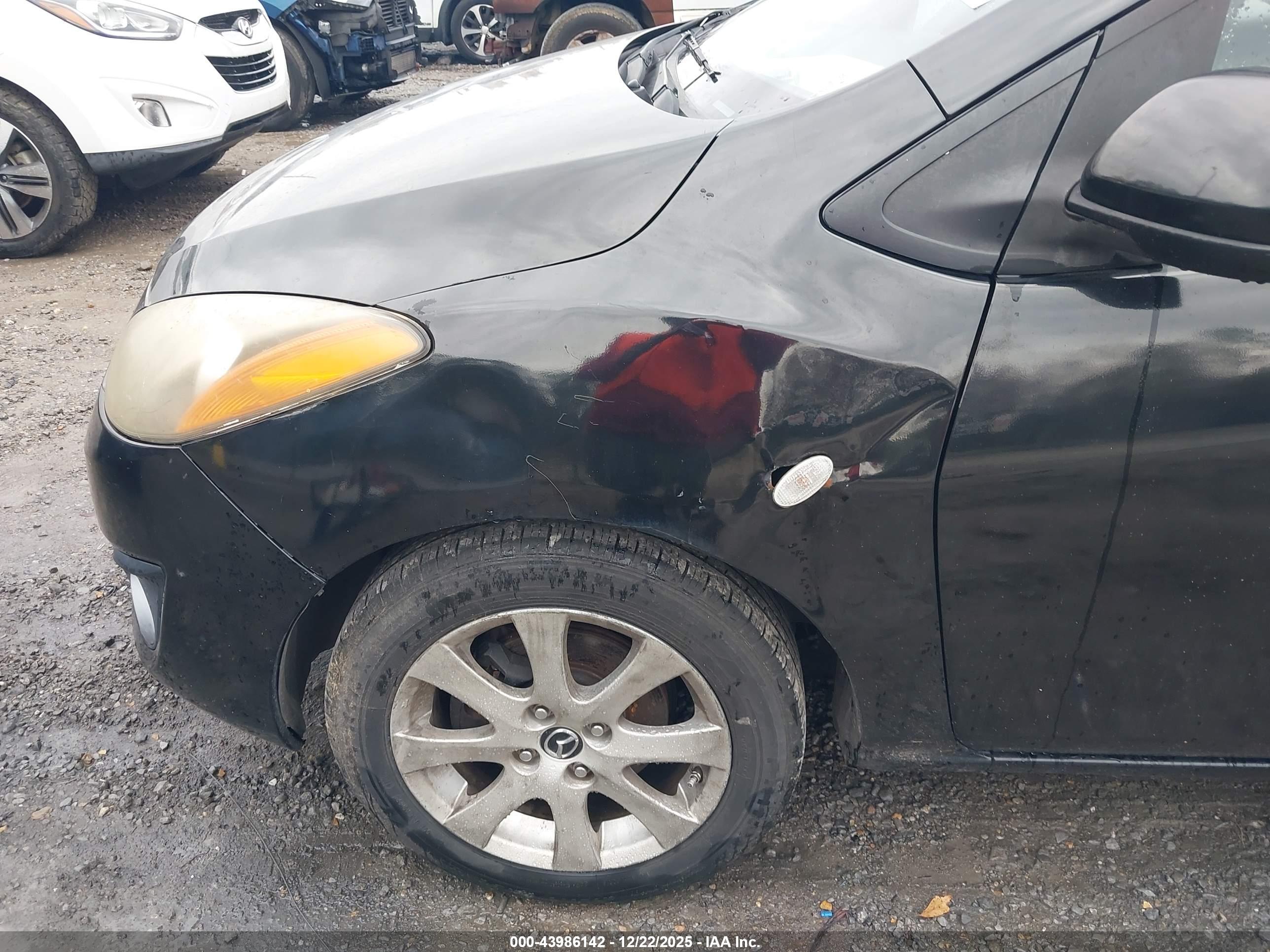 MAZDA MAZDA2 image 6