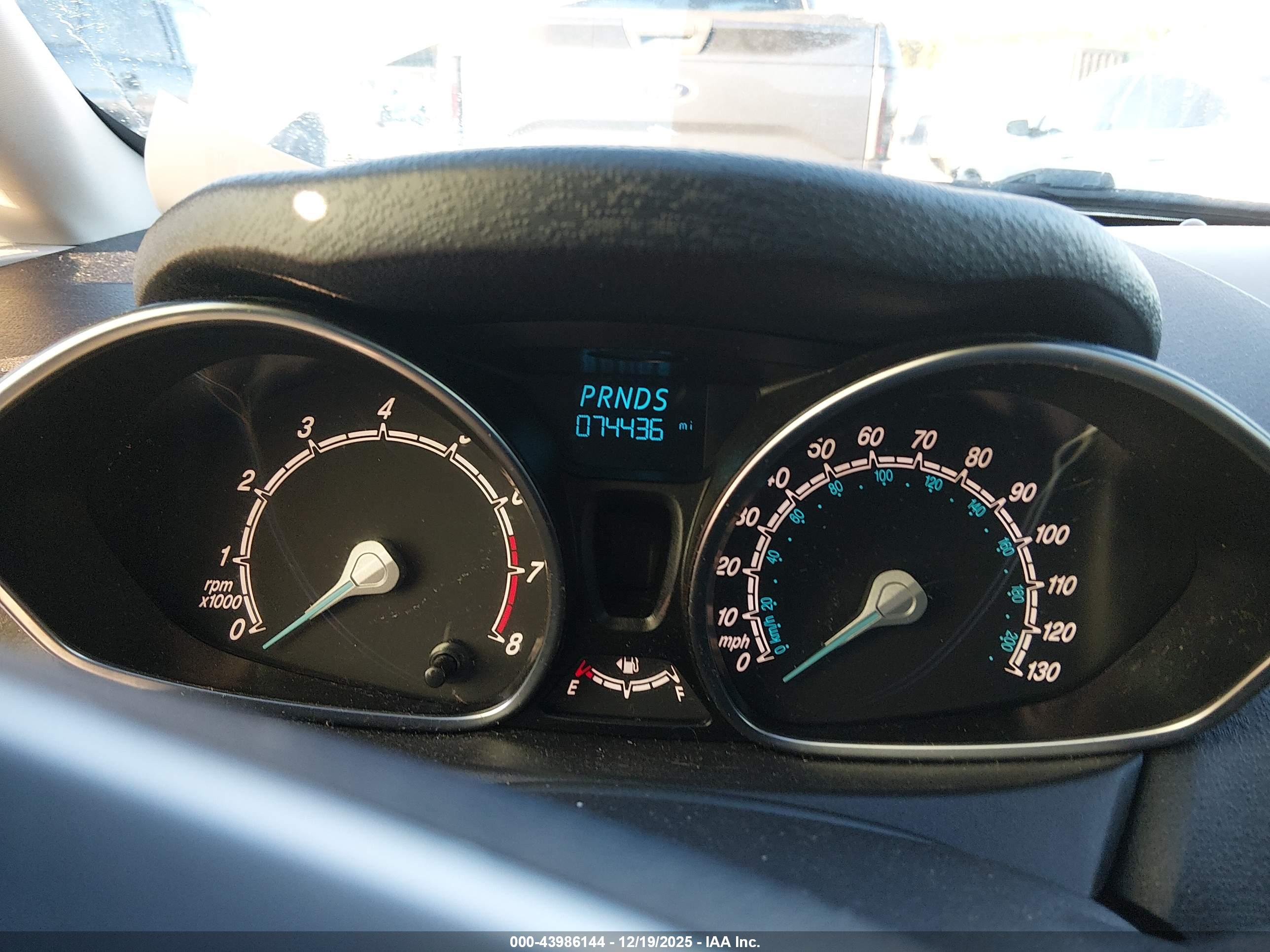 FORD FIESTA image 7