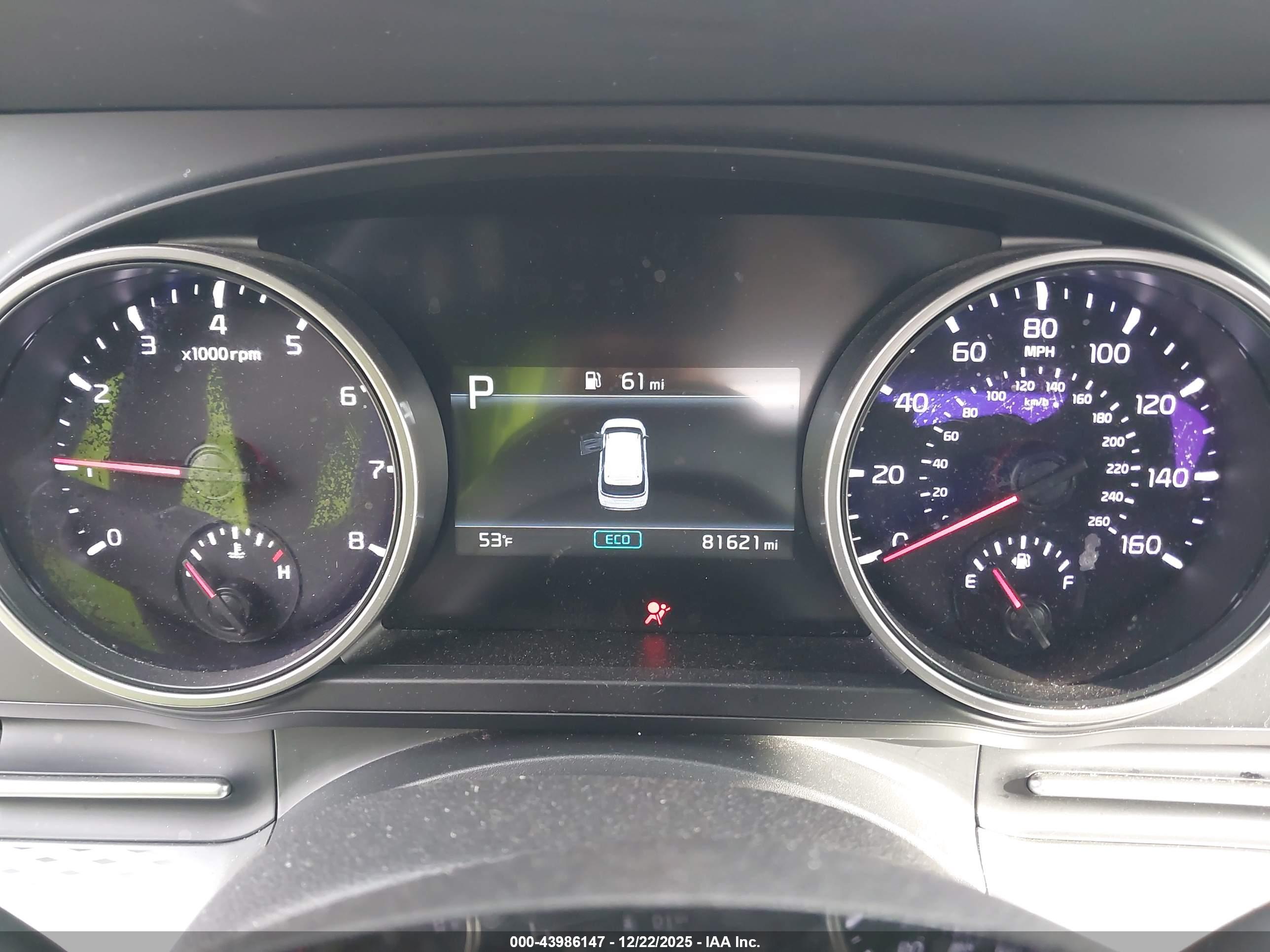 KIA CARNIVAL image 7