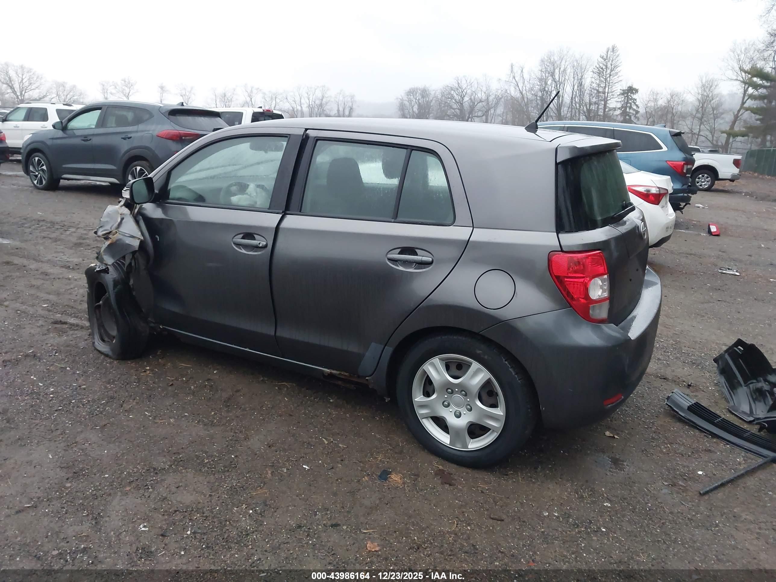 SCION XD image 3