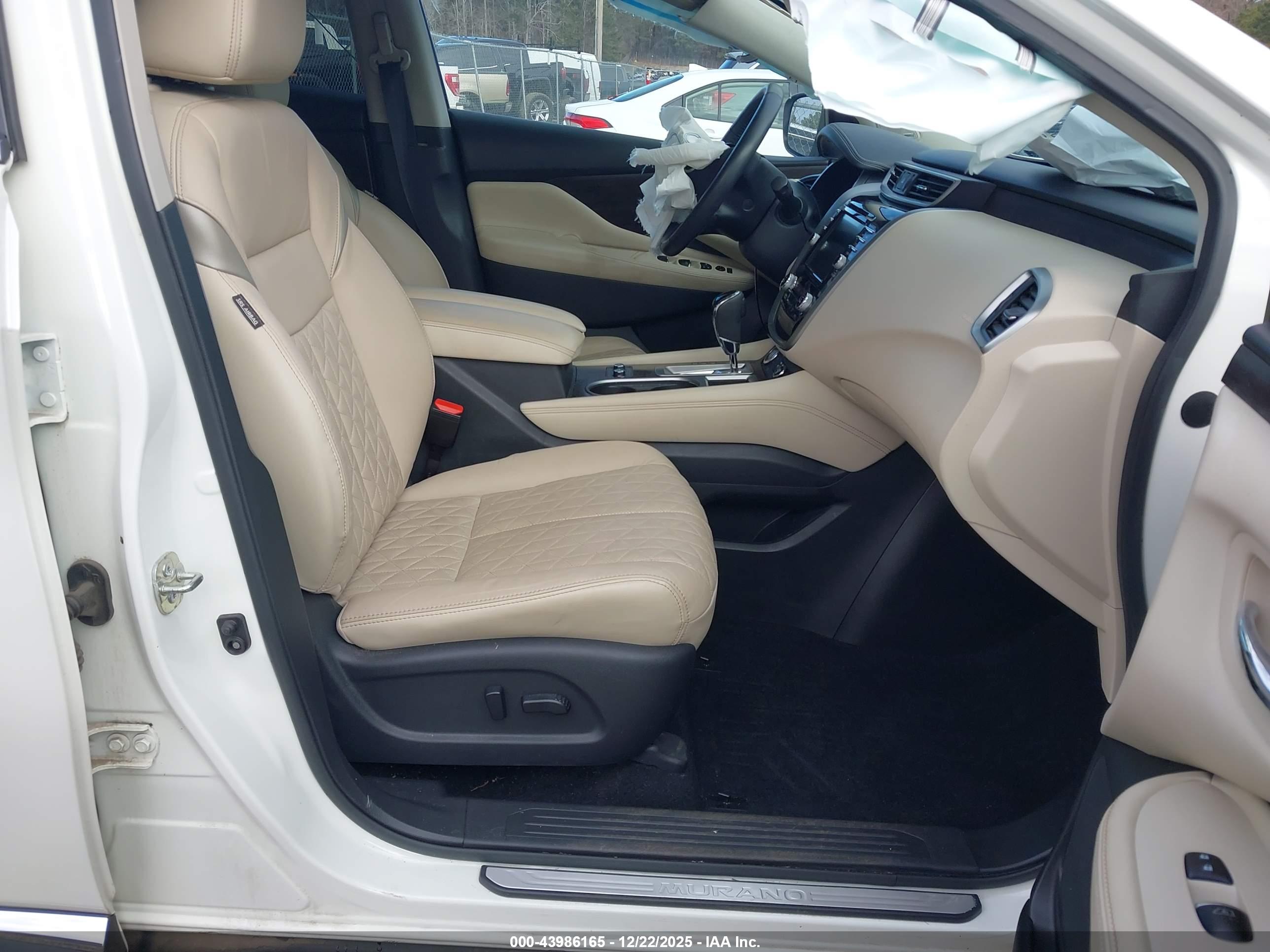 NISSAN MURANO image 5
