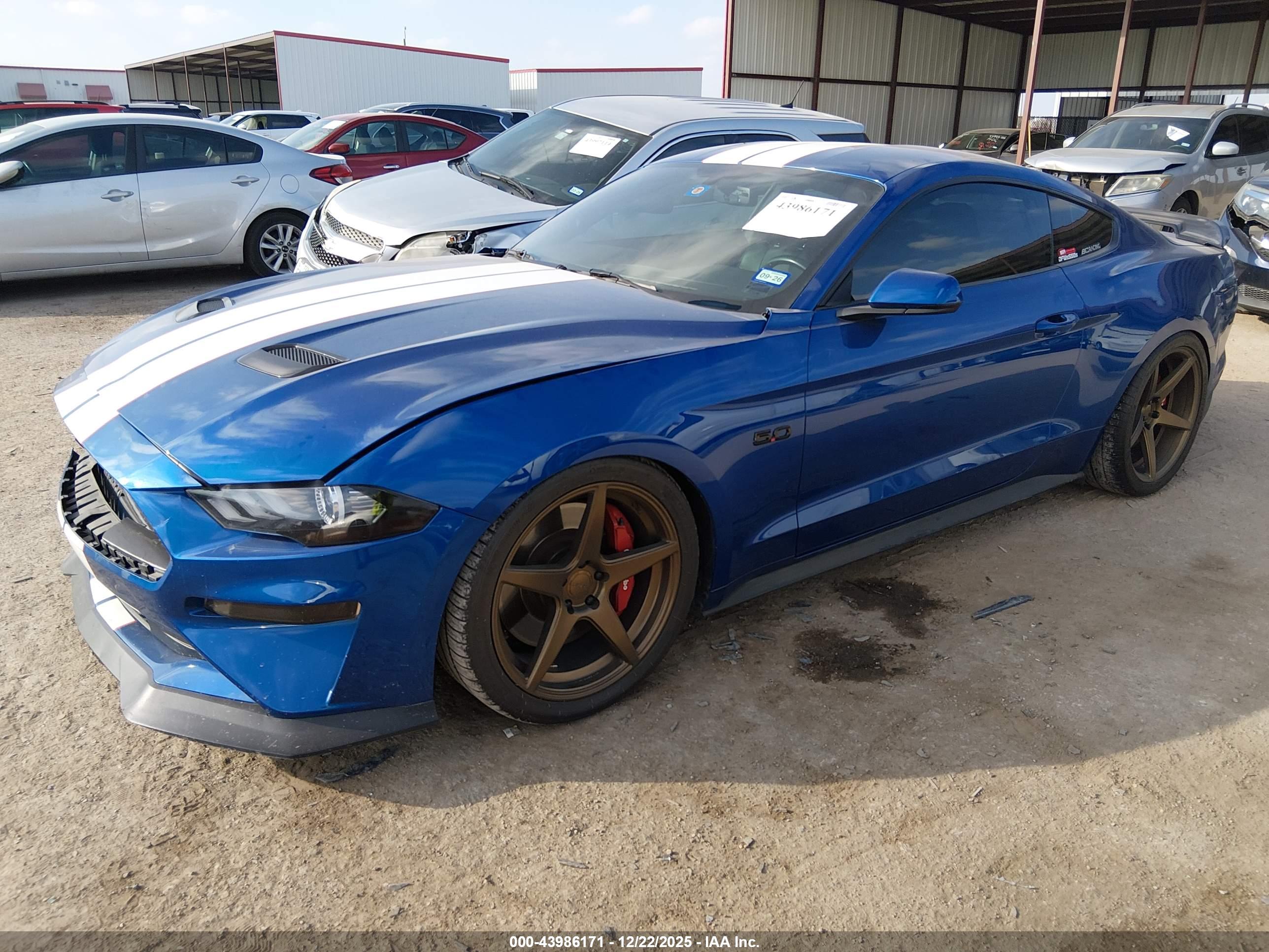 FORD MUSTANG image 2