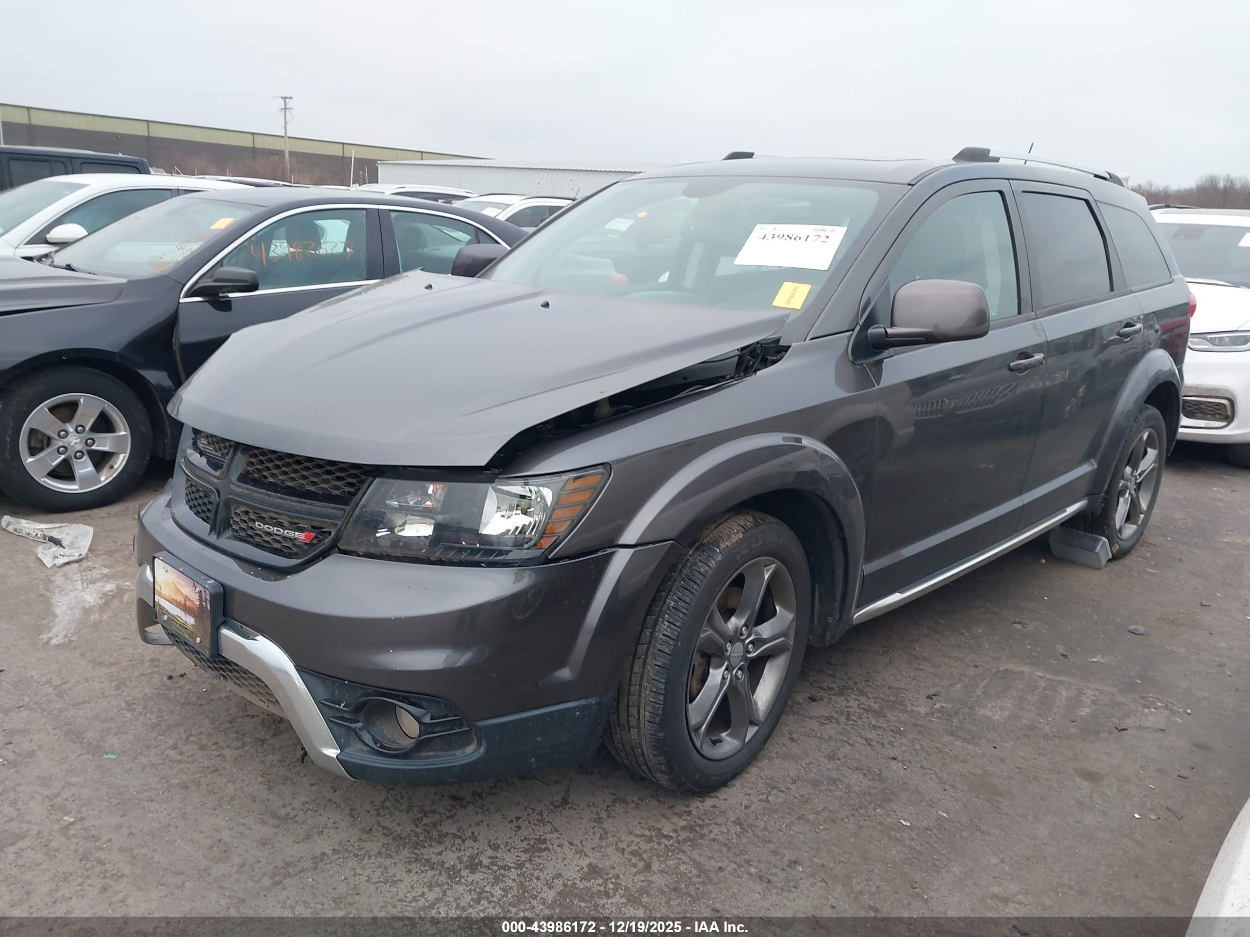 DODGE JOURNEY image 2