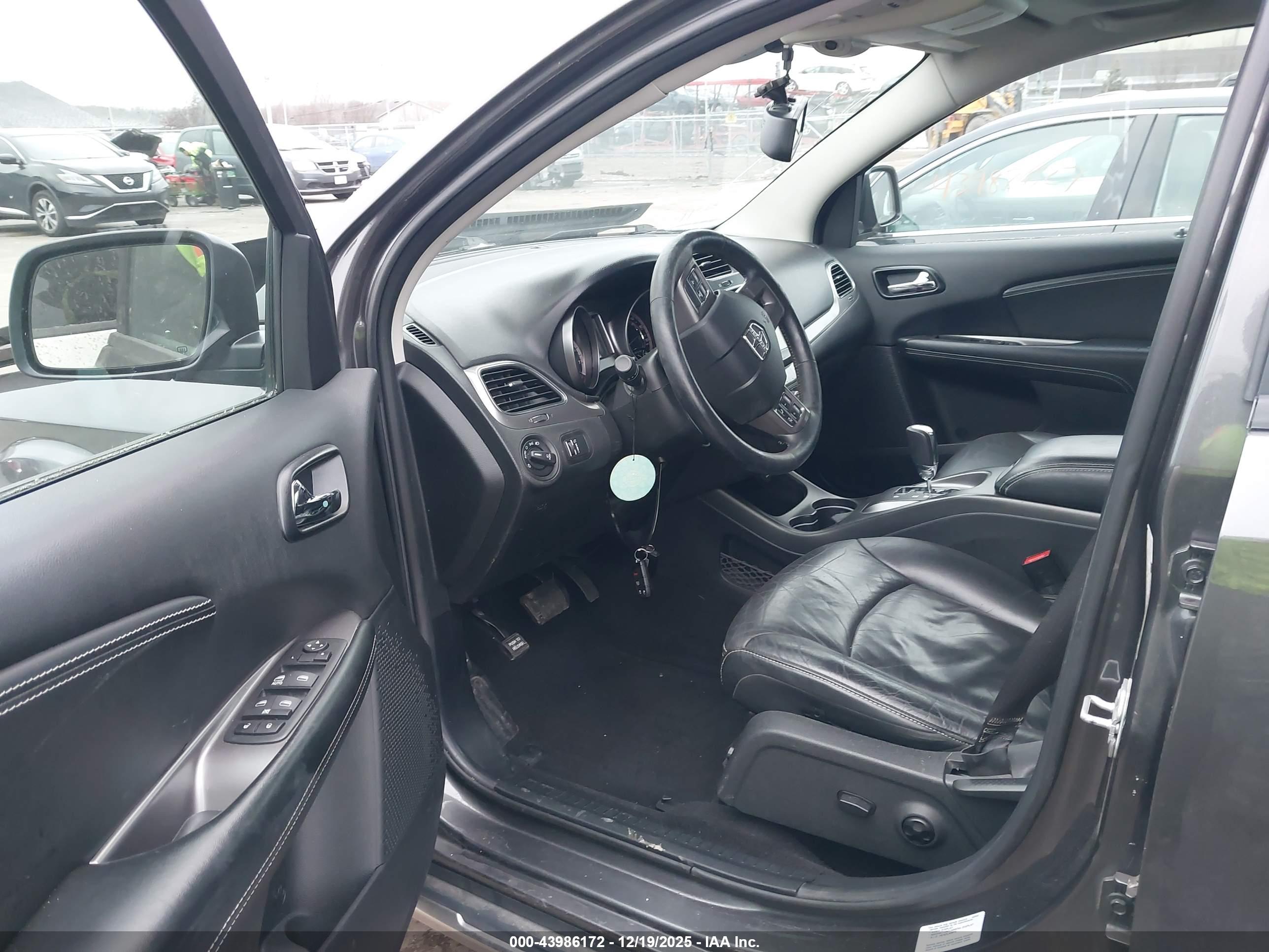 DODGE JOURNEY image 5