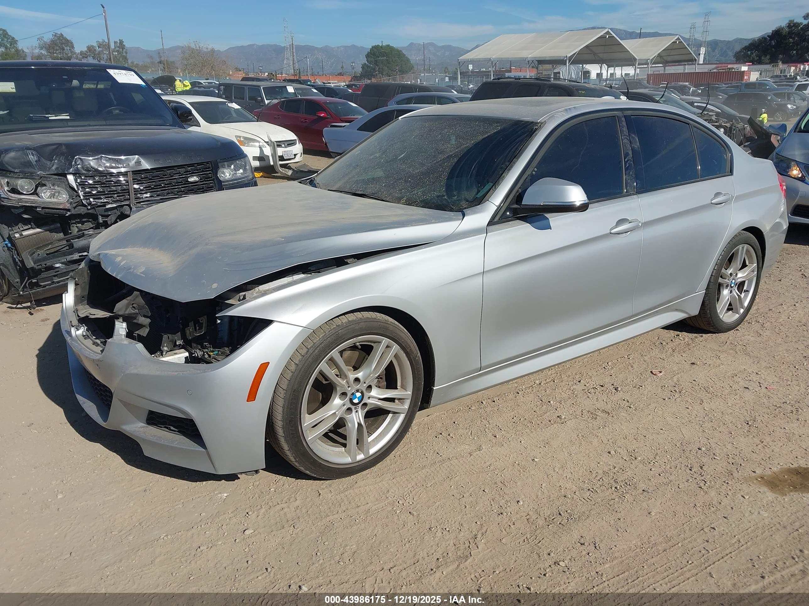 BMW 328I image 2
