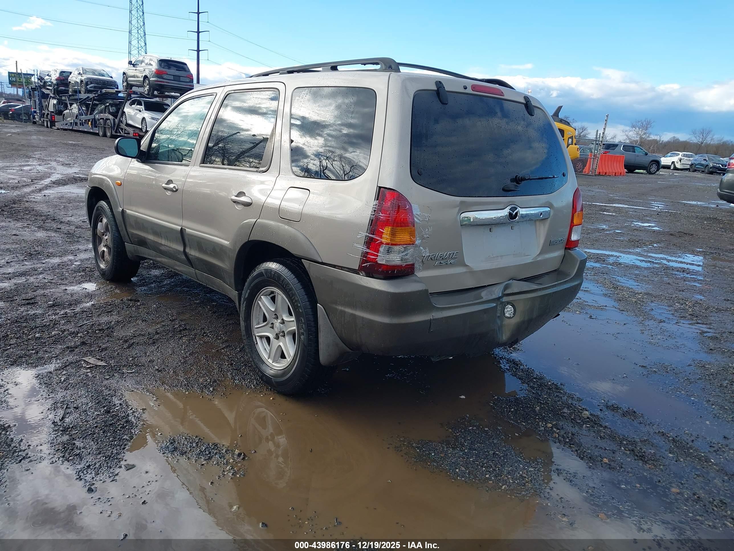 MAZDA TRIBUTE image 3