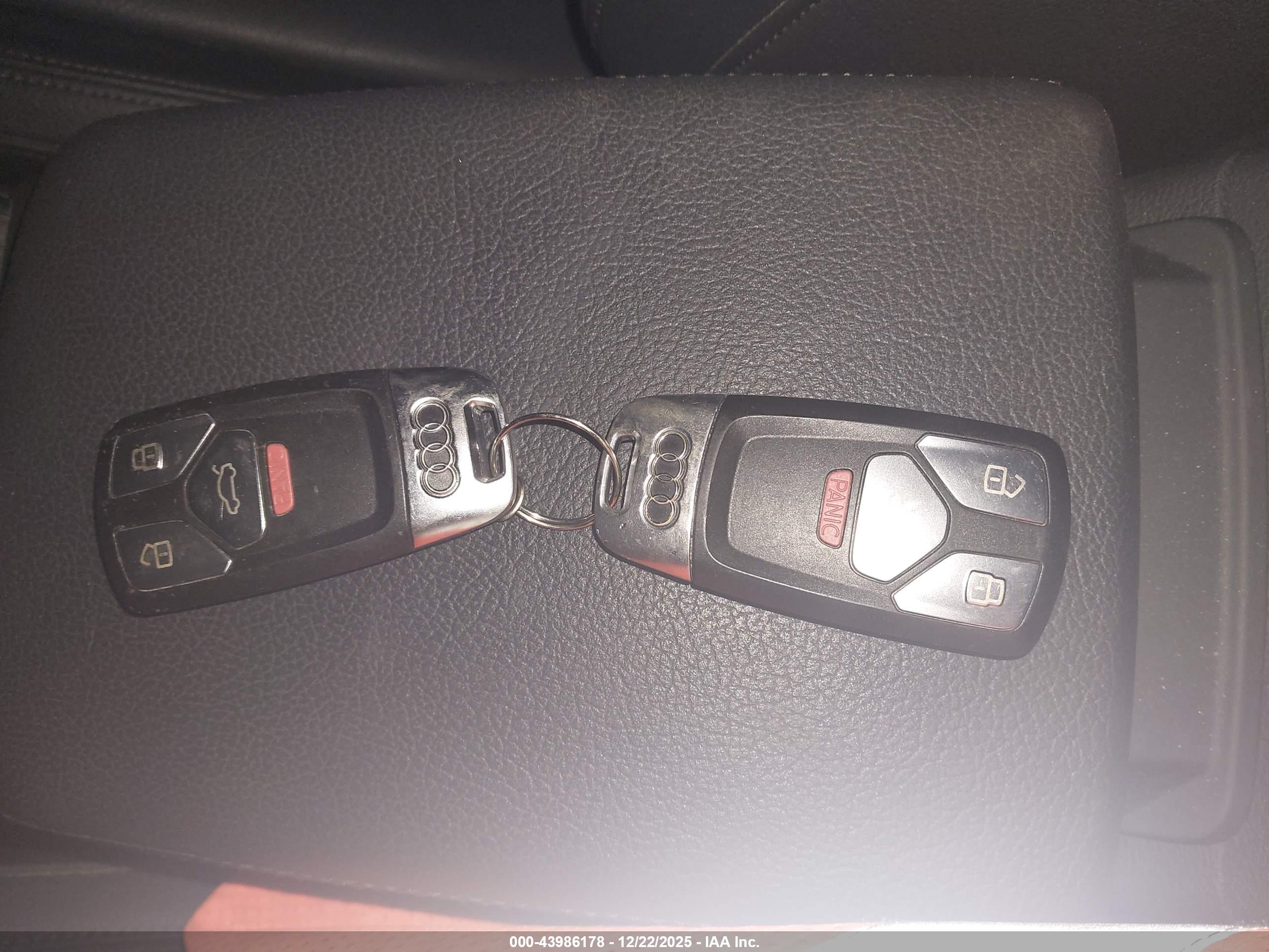 AUDI A4 image 11