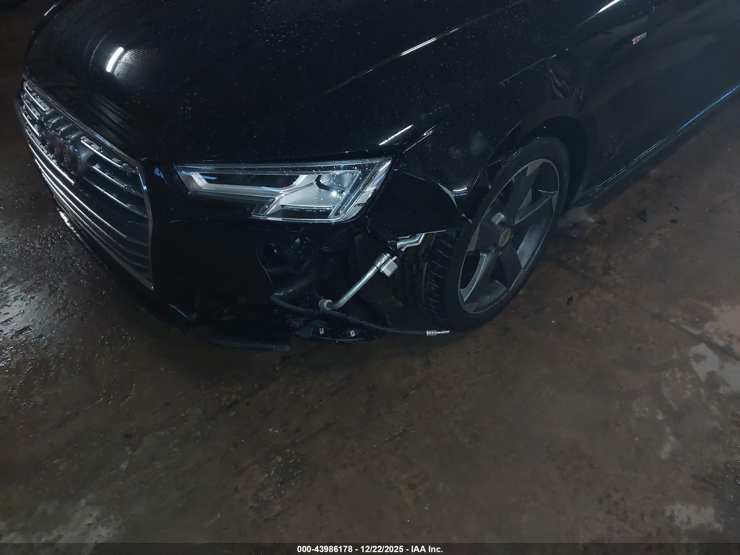 AUDI A4 image 6