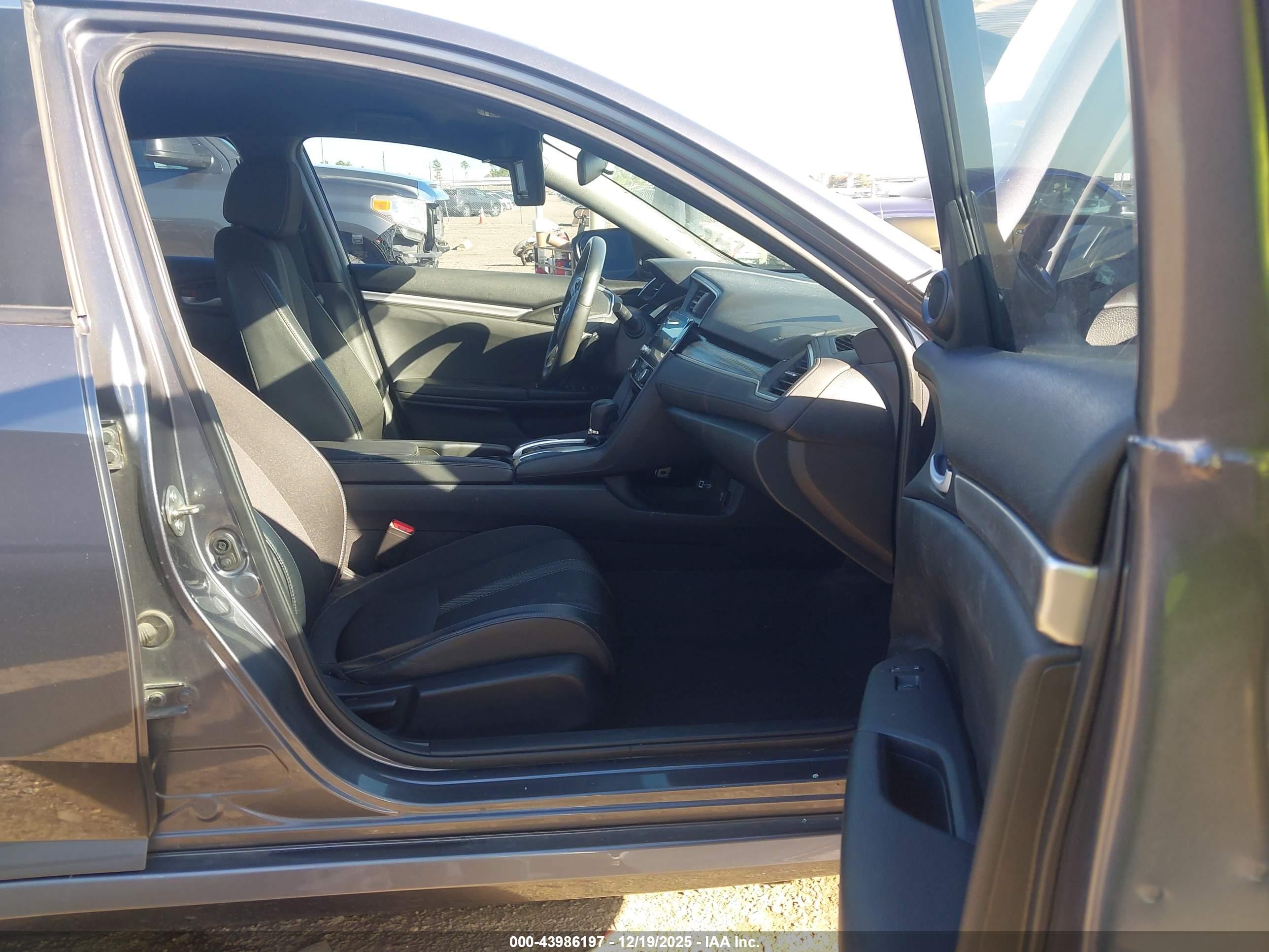 HONDA CIVIC image 5