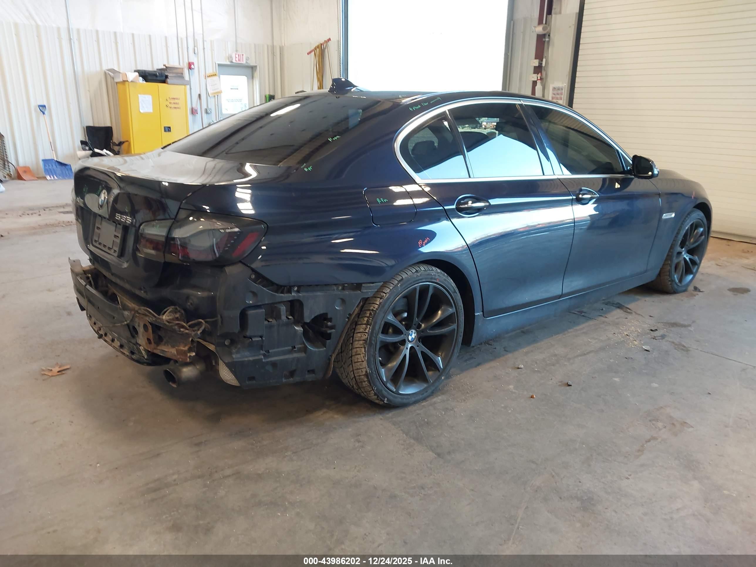 BMW 535I image 4