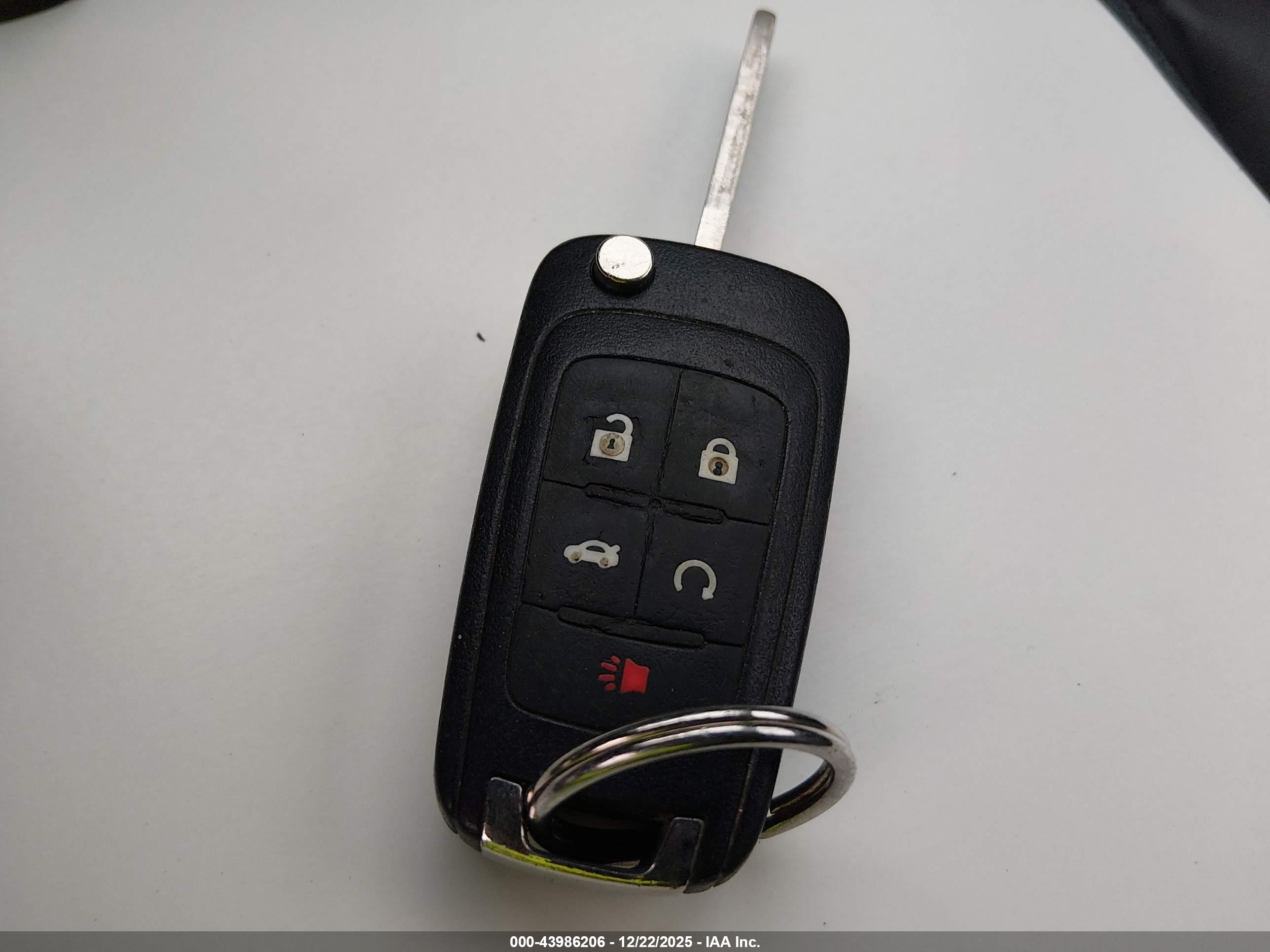 GMC TERRAIN image 11