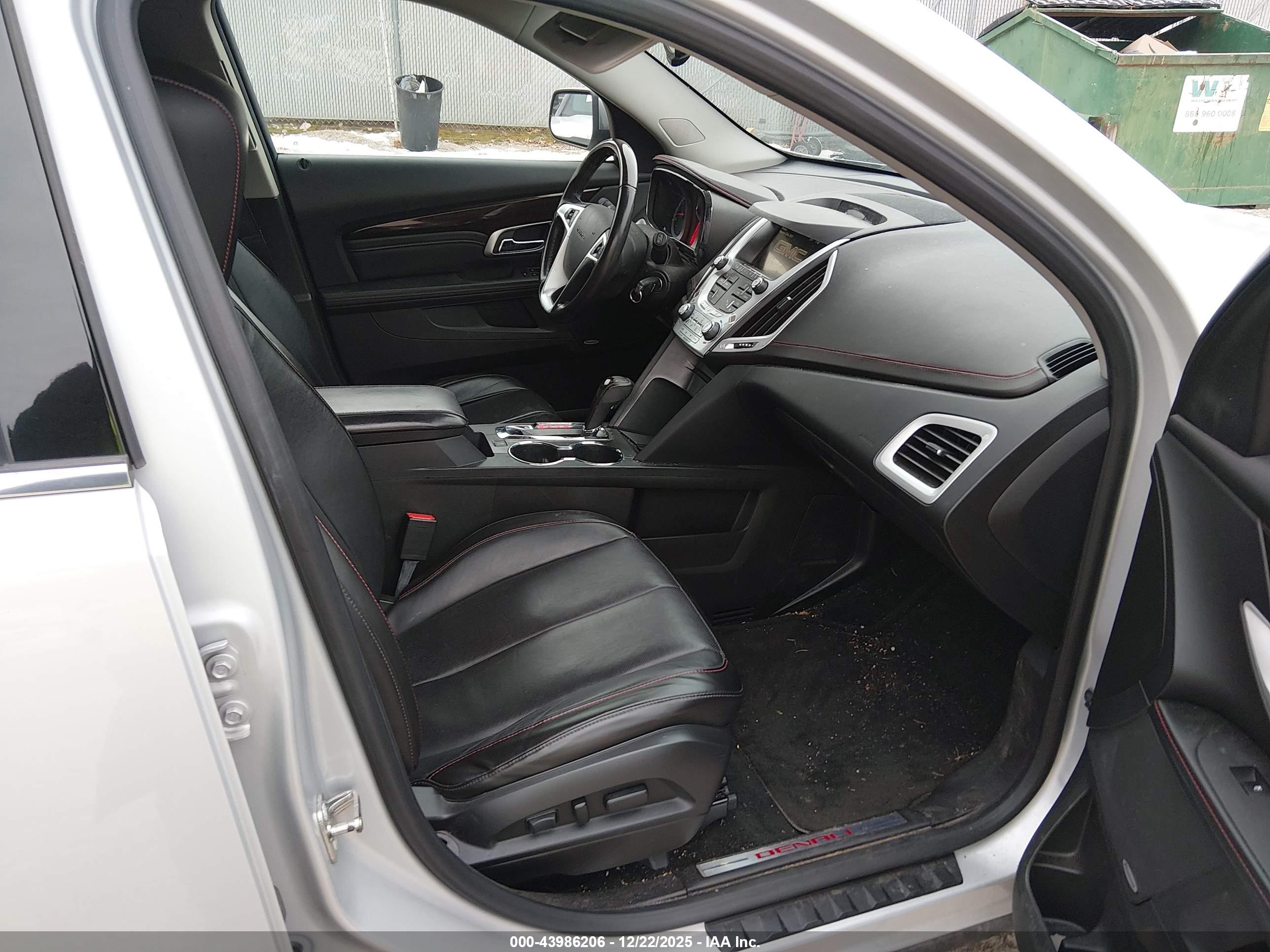 GMC TERRAIN image 5