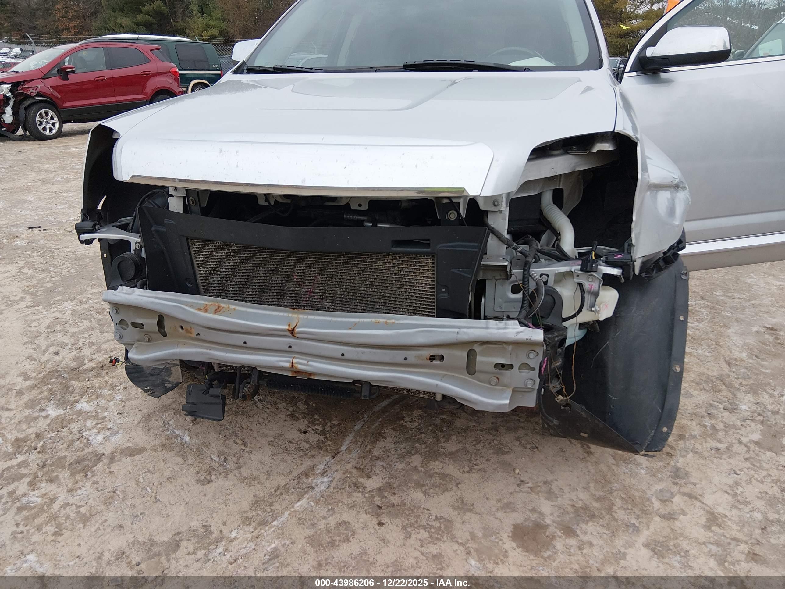 GMC TERRAIN image 6