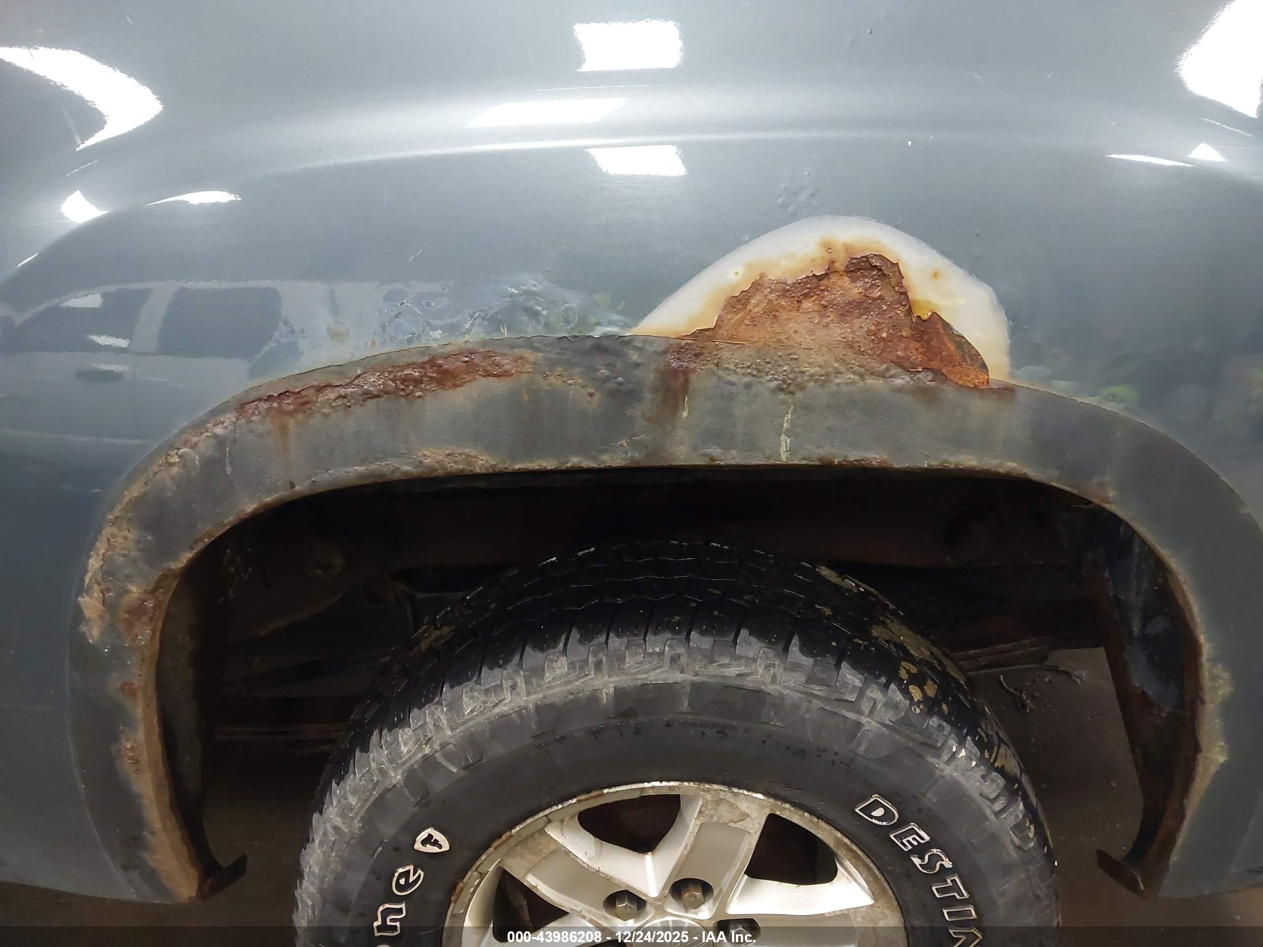 GMC SIERRA image 6
