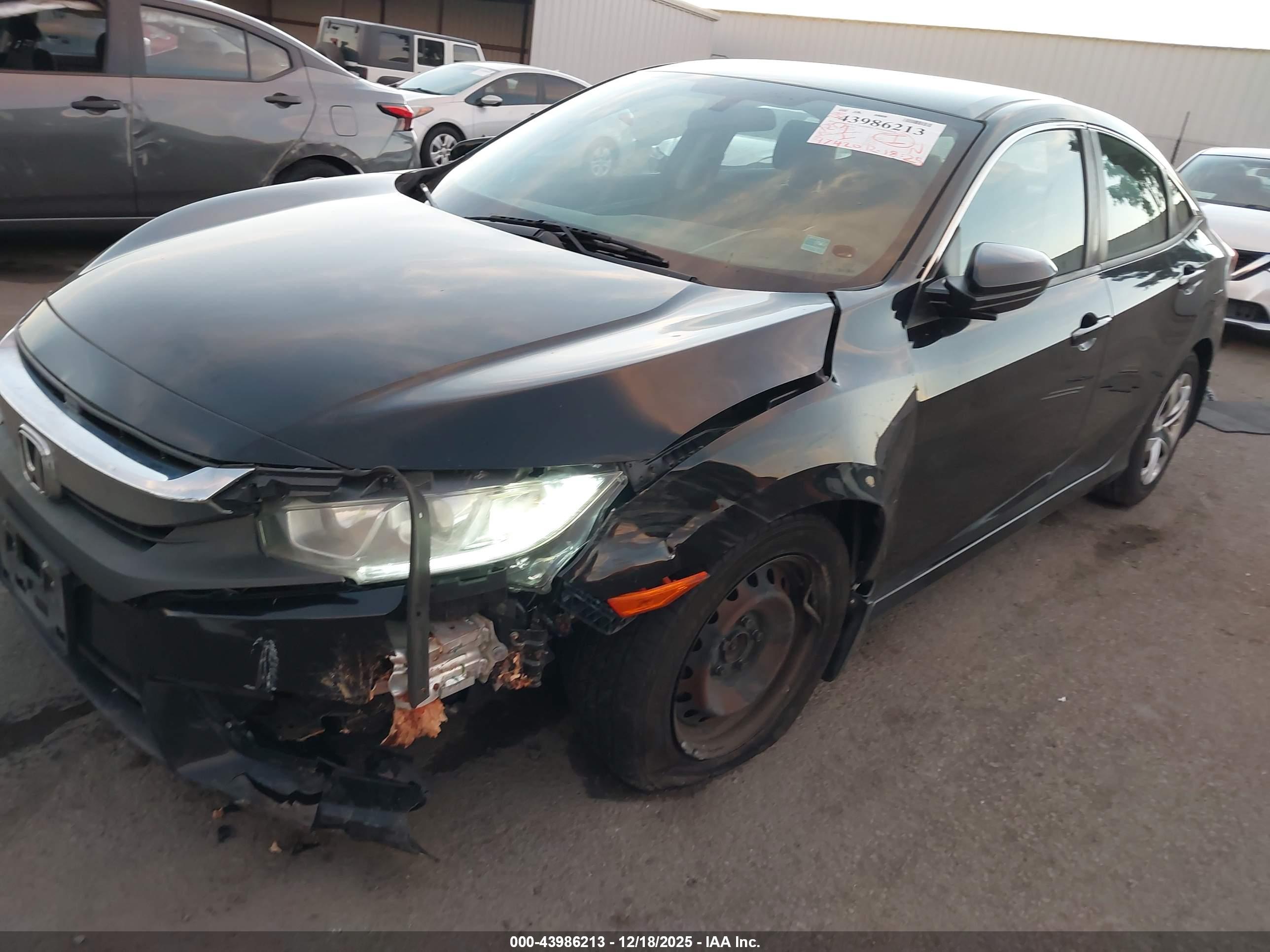 HONDA CIVIC image 6