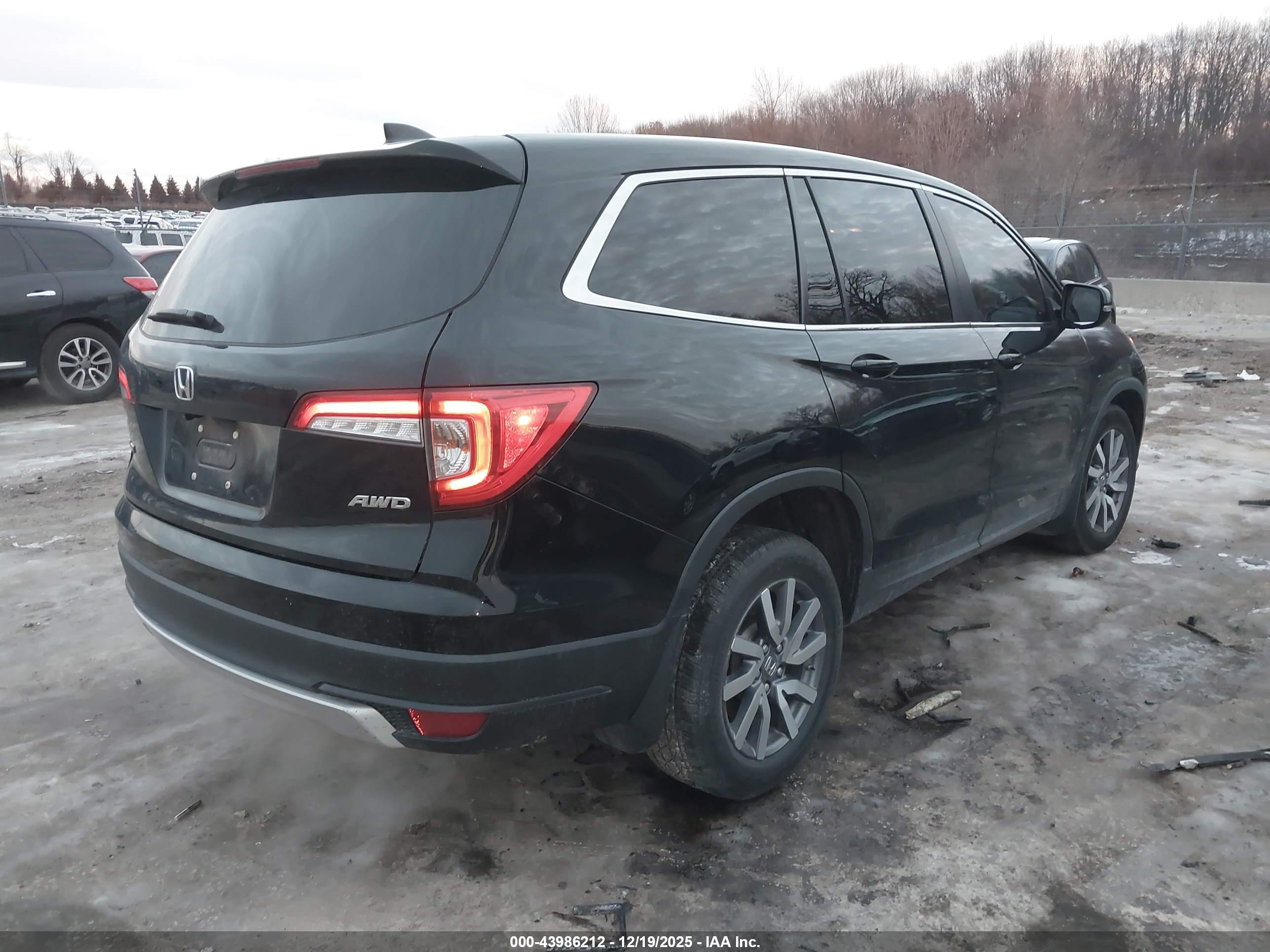 HONDA PILOT image 4
