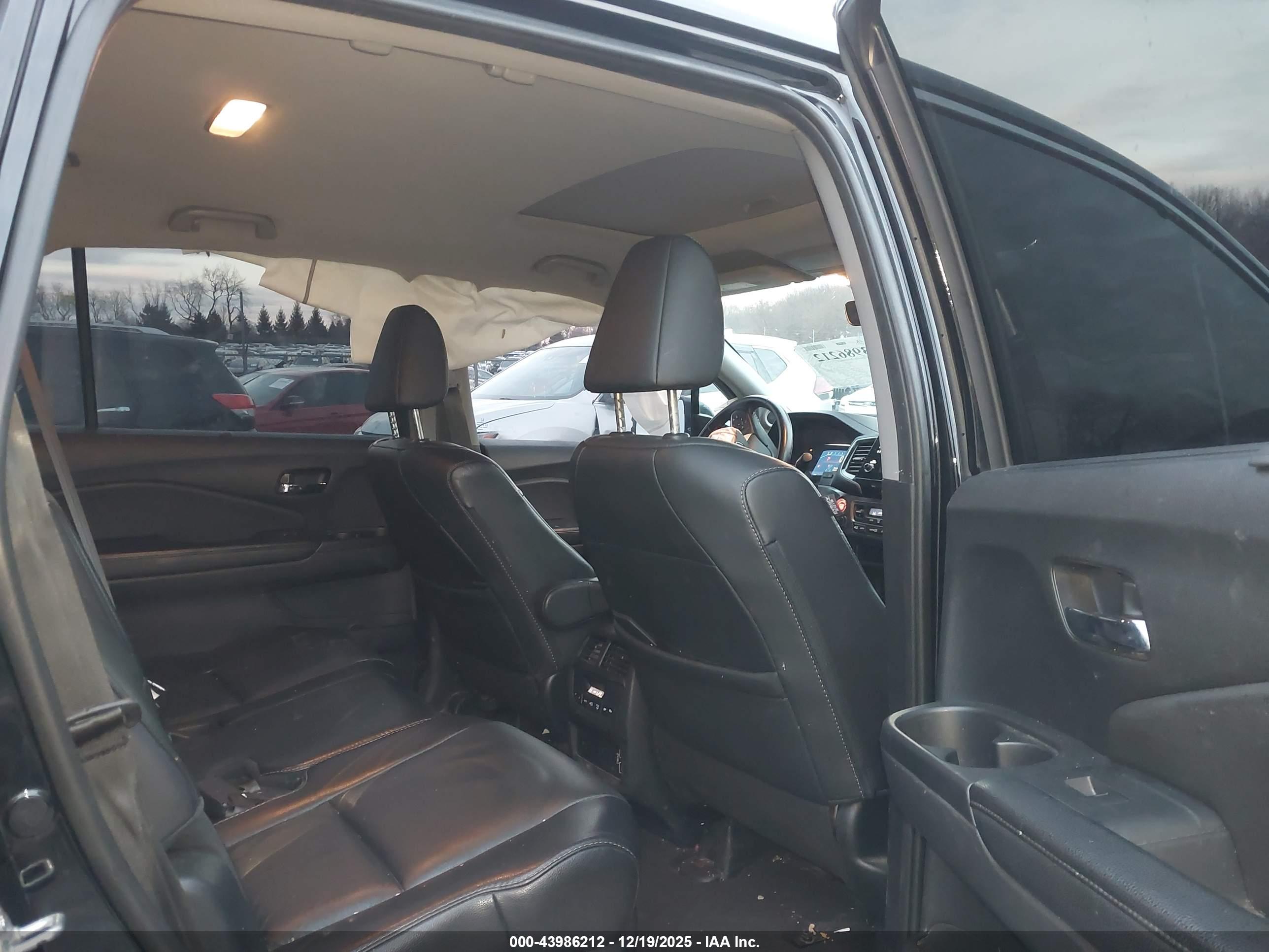 HONDA PILOT image 8