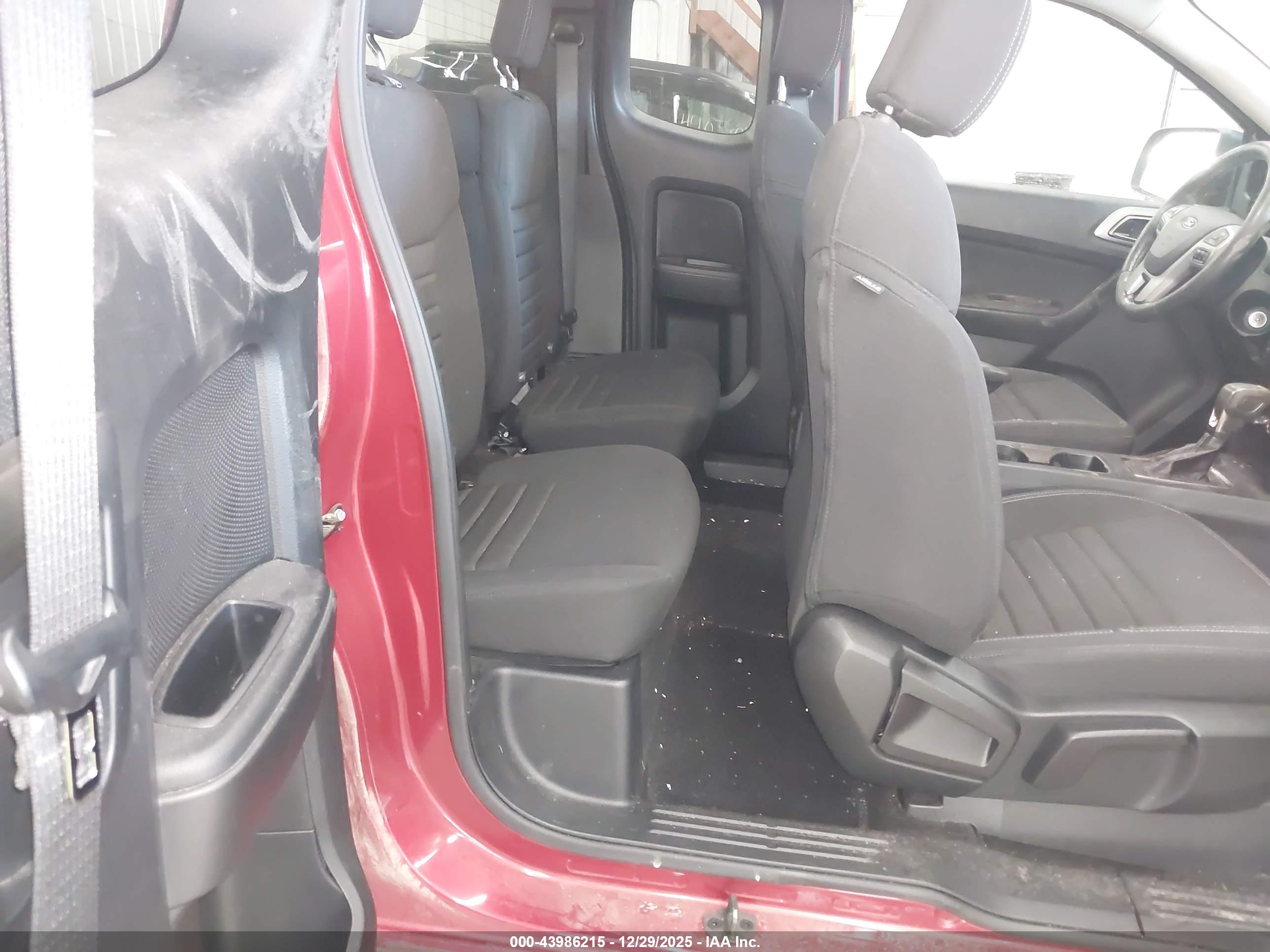 FORD RANGER image 8