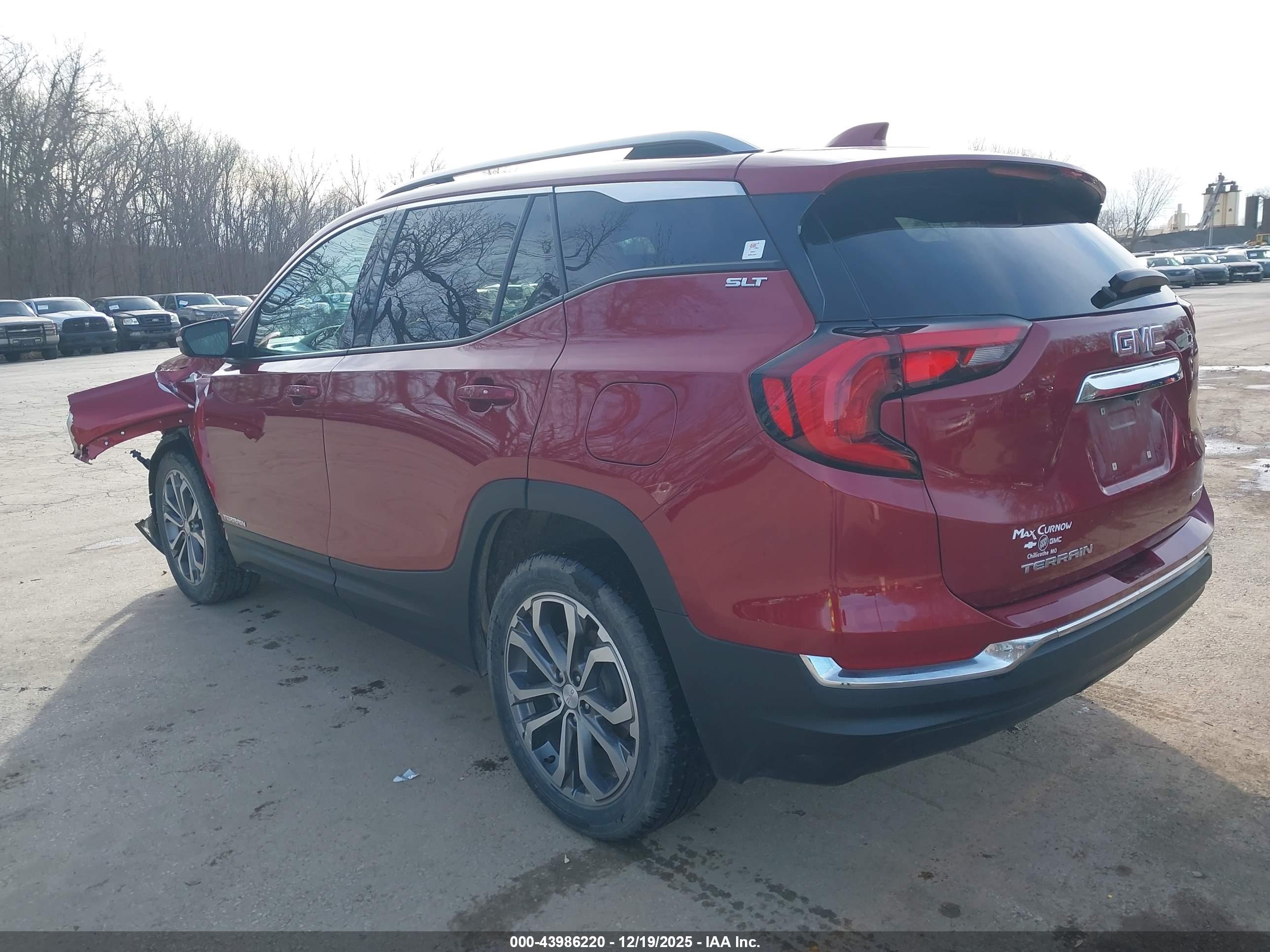 GMC TERRAIN image 3