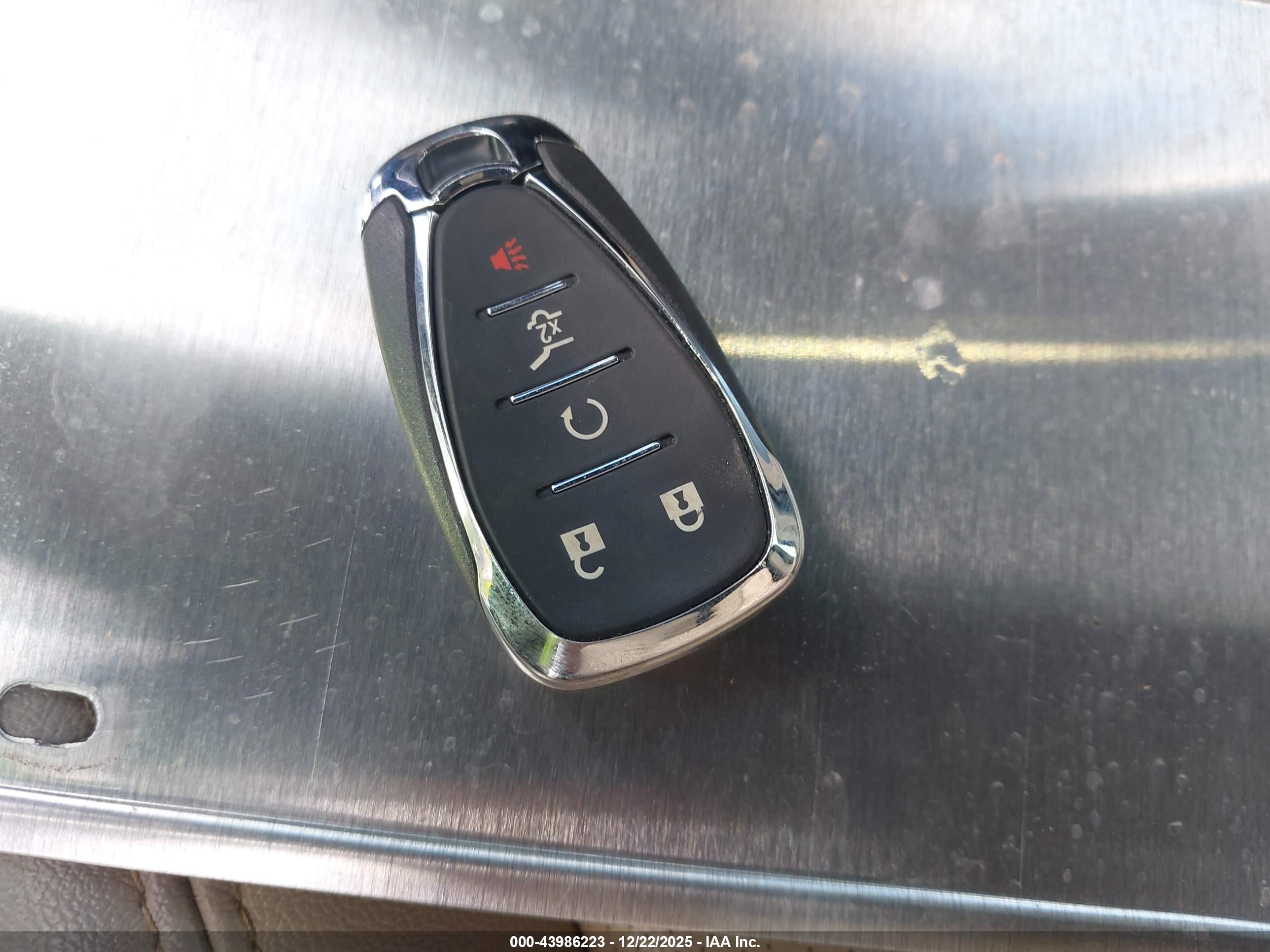 CHEVROLET TRAVERSE image 11