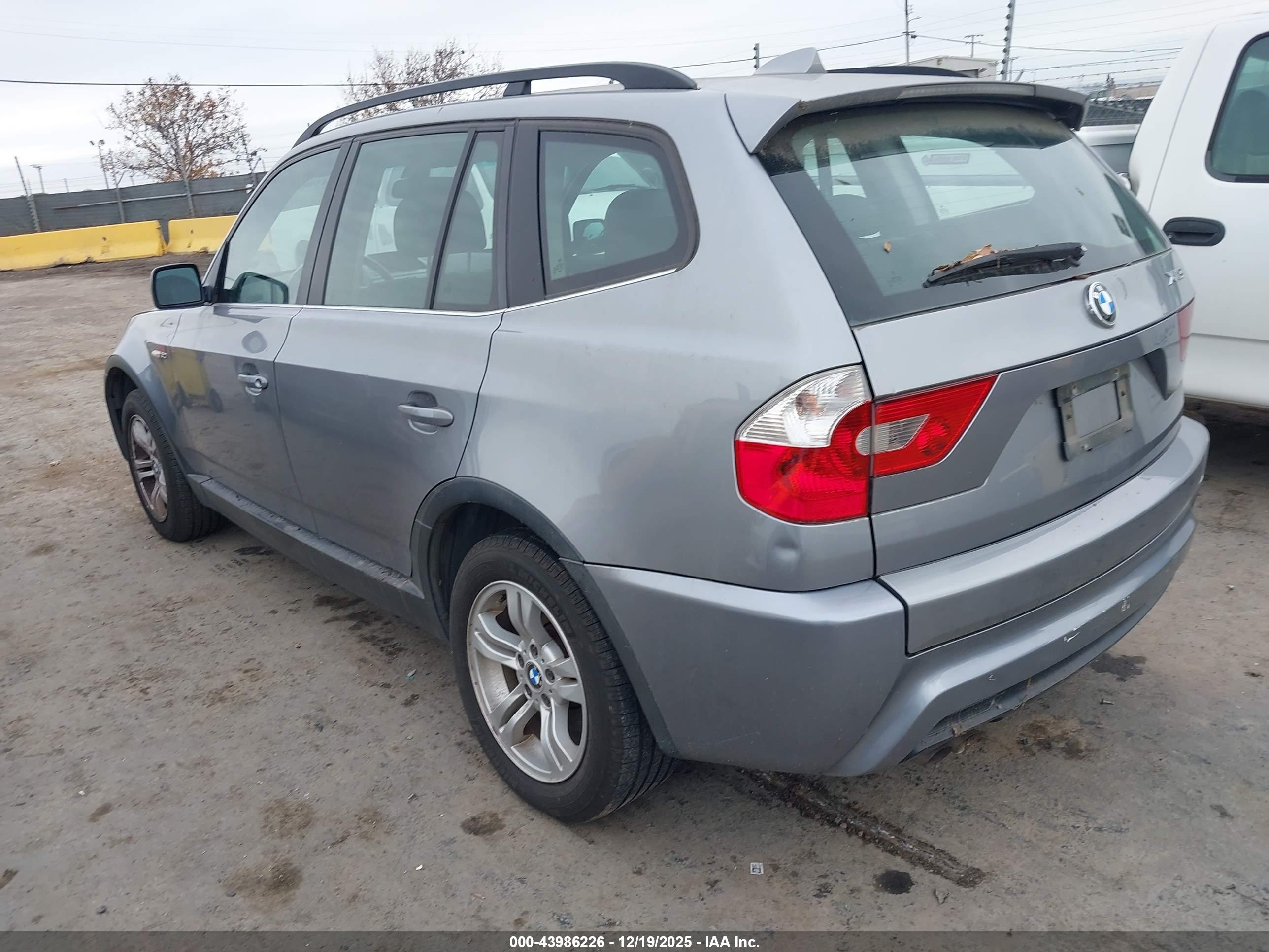 BMW X3 image 3