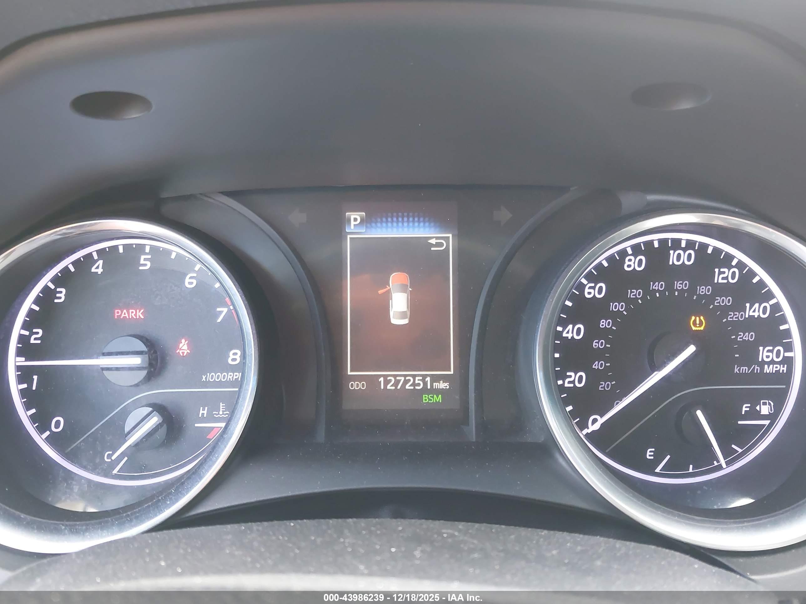 TOYOTA CAMRY image 7