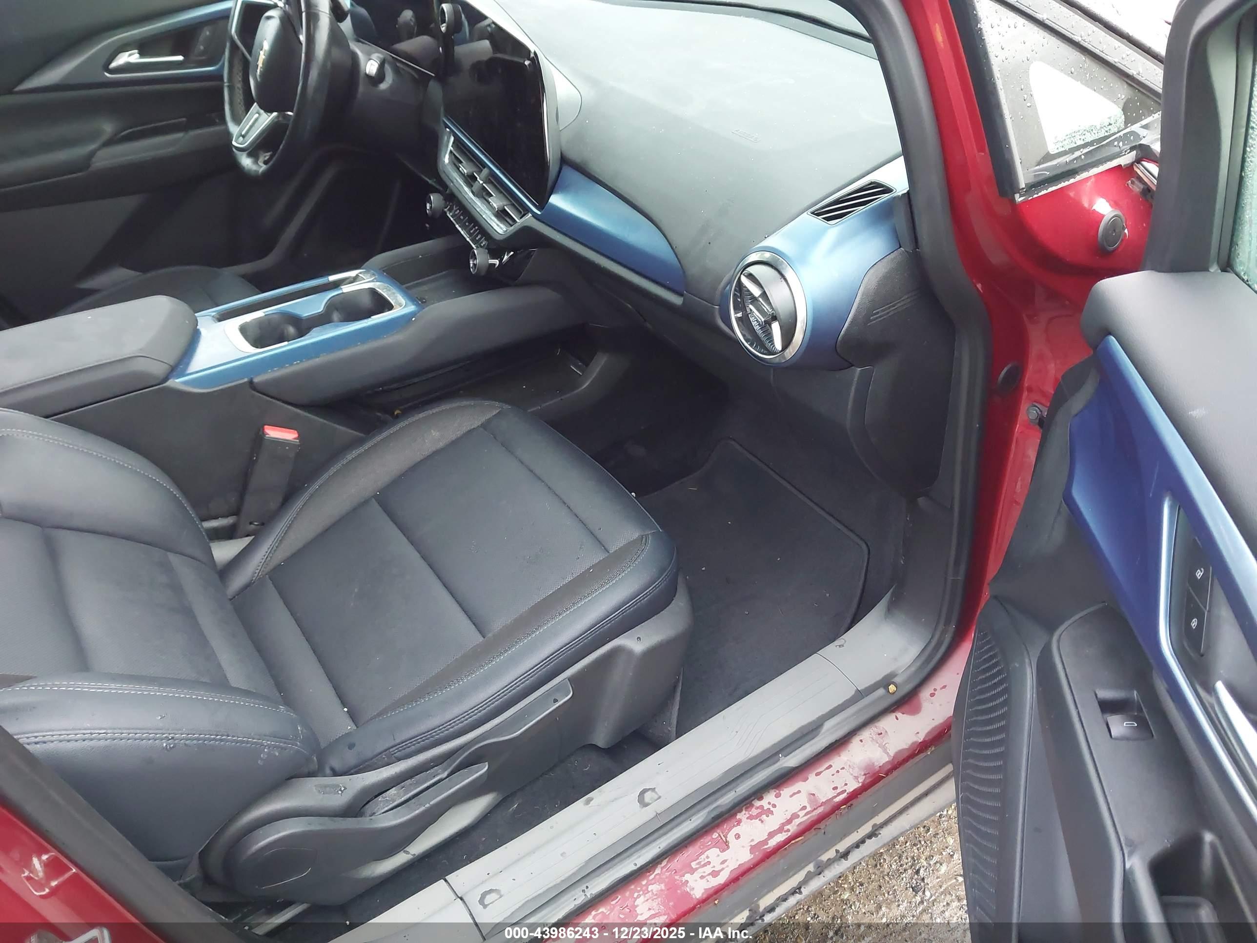 CHEVROLET EQUINOX image 5