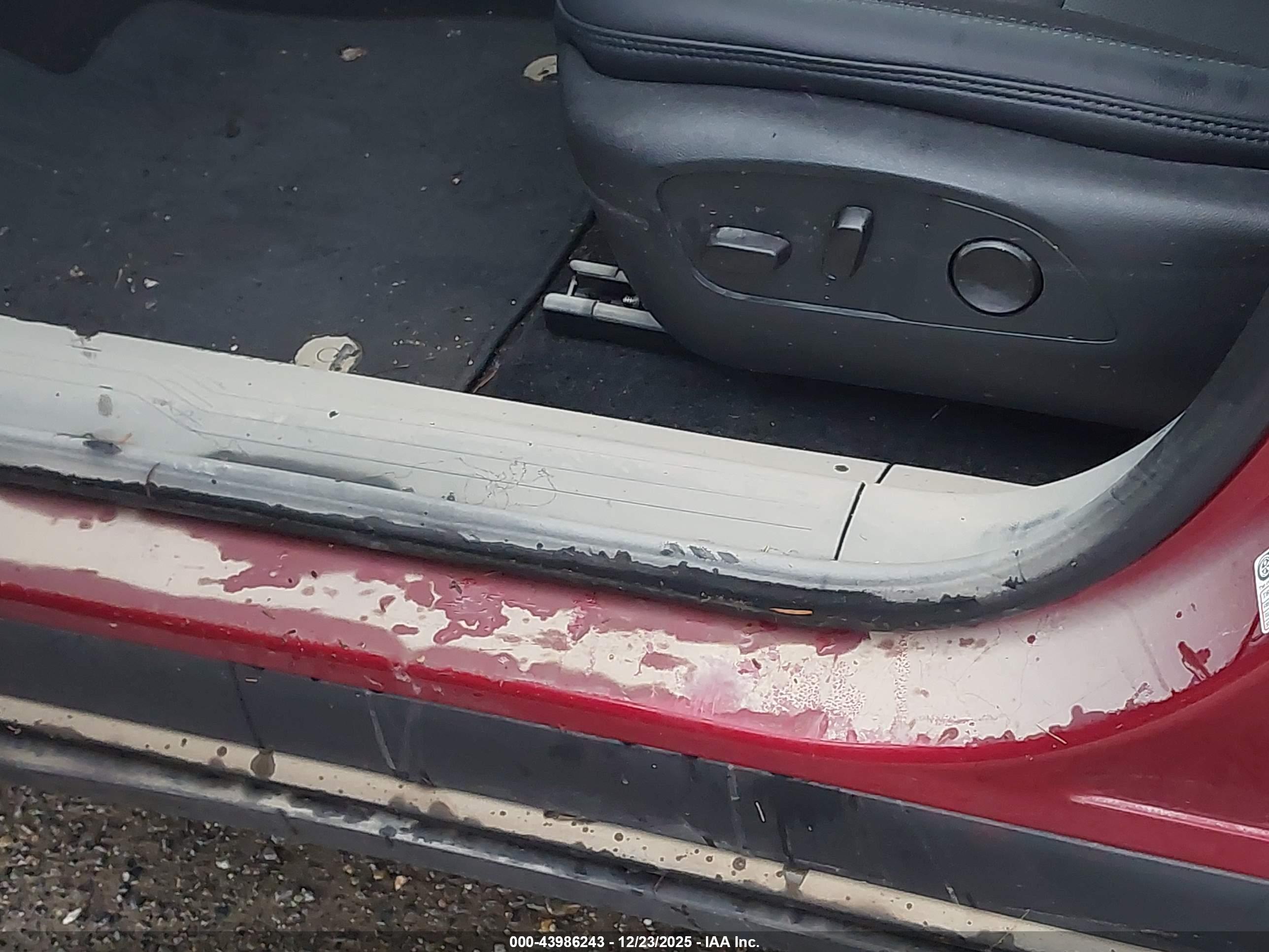 CHEVROLET EQUINOX image 6