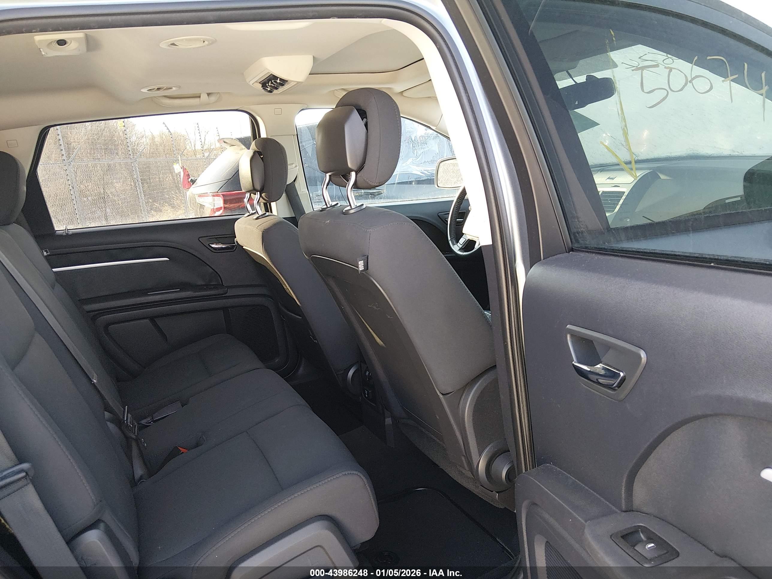 DODGE JOURNEY image 8