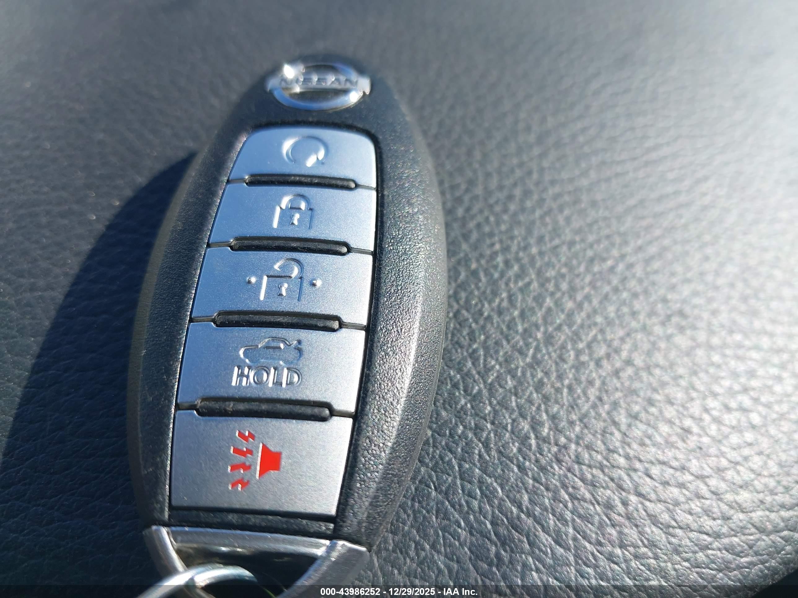 NISSAN ALTIMA image 11