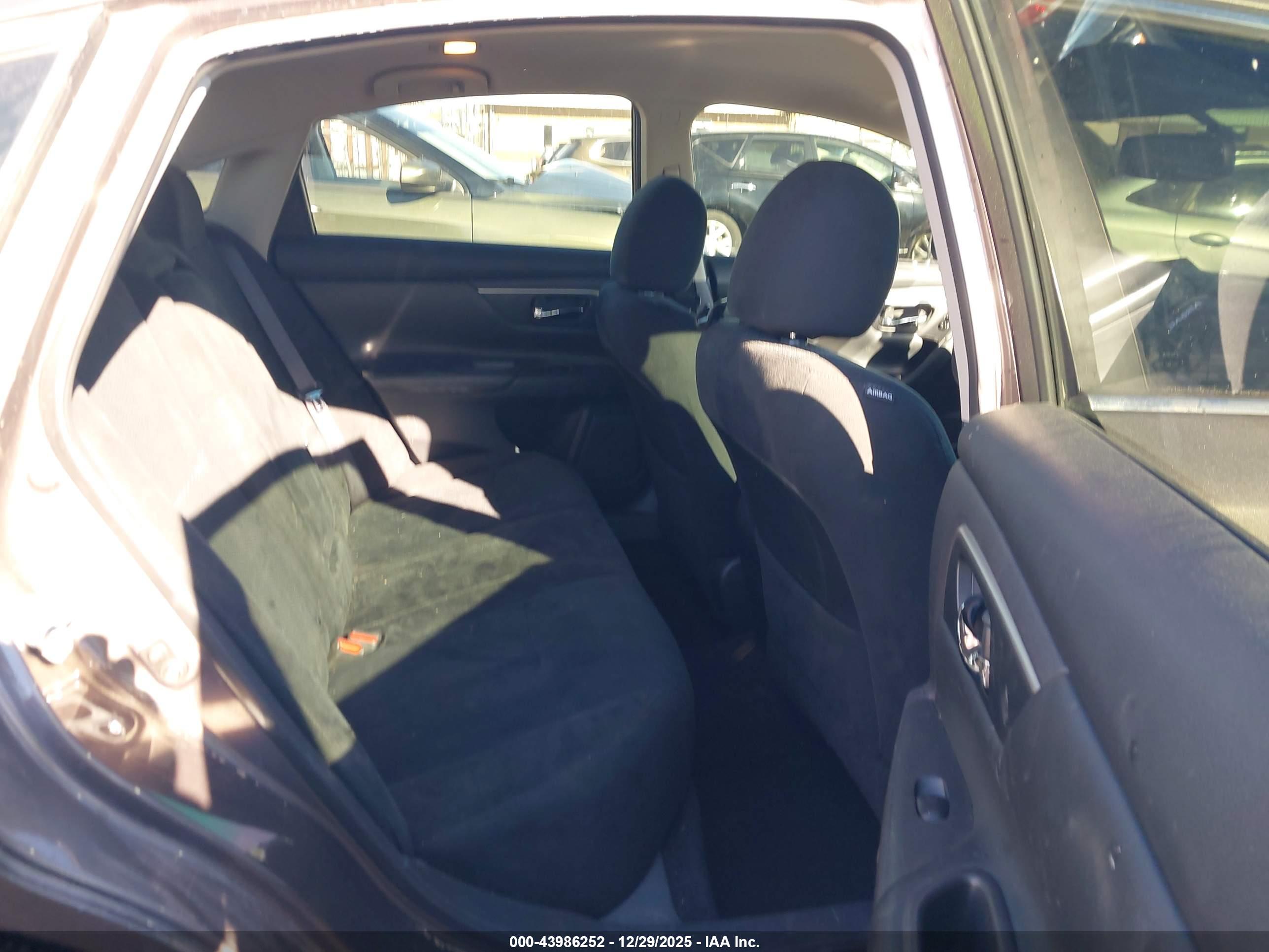 NISSAN ALTIMA image 8