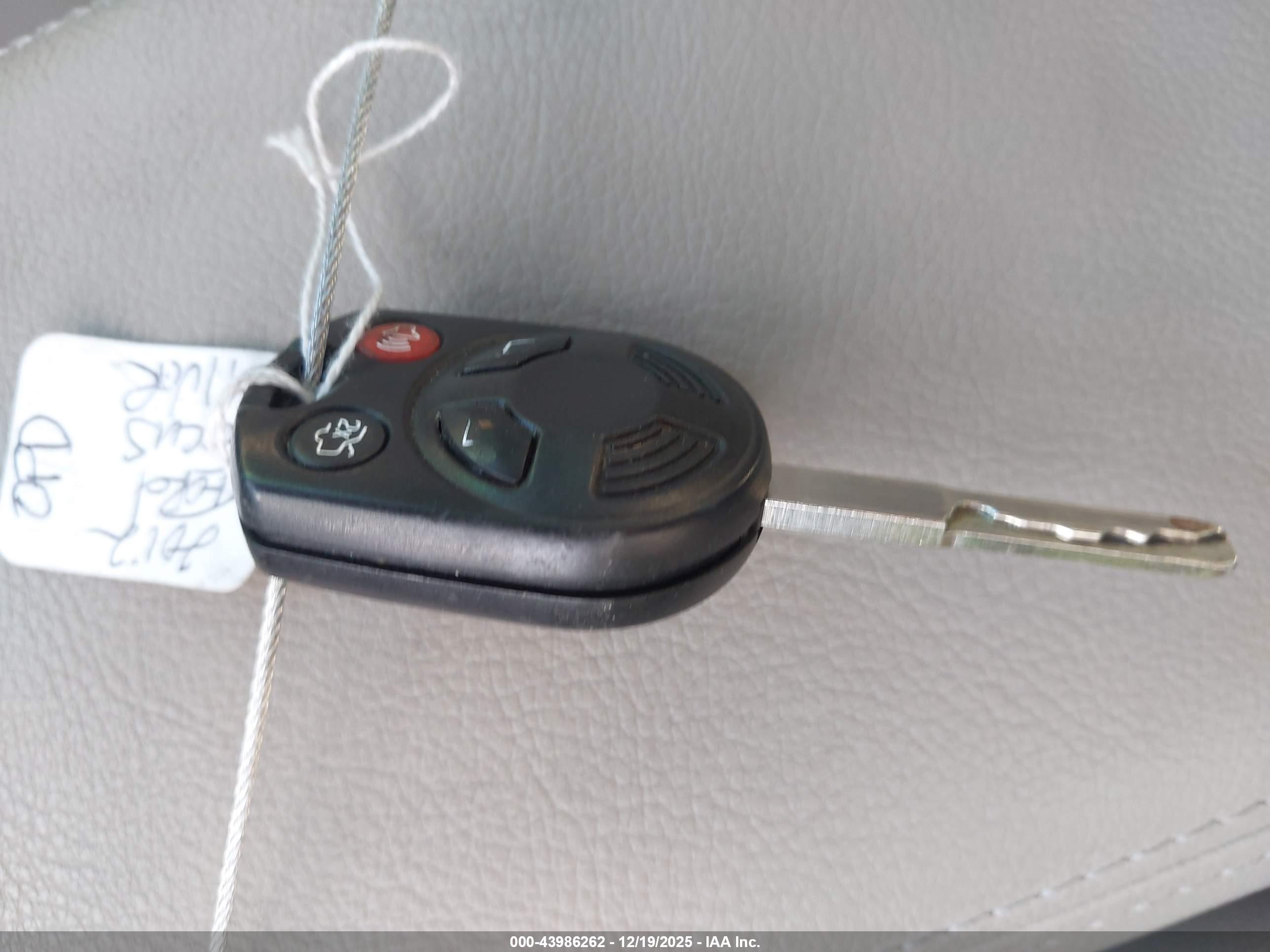 FORD FOCUS image 11
