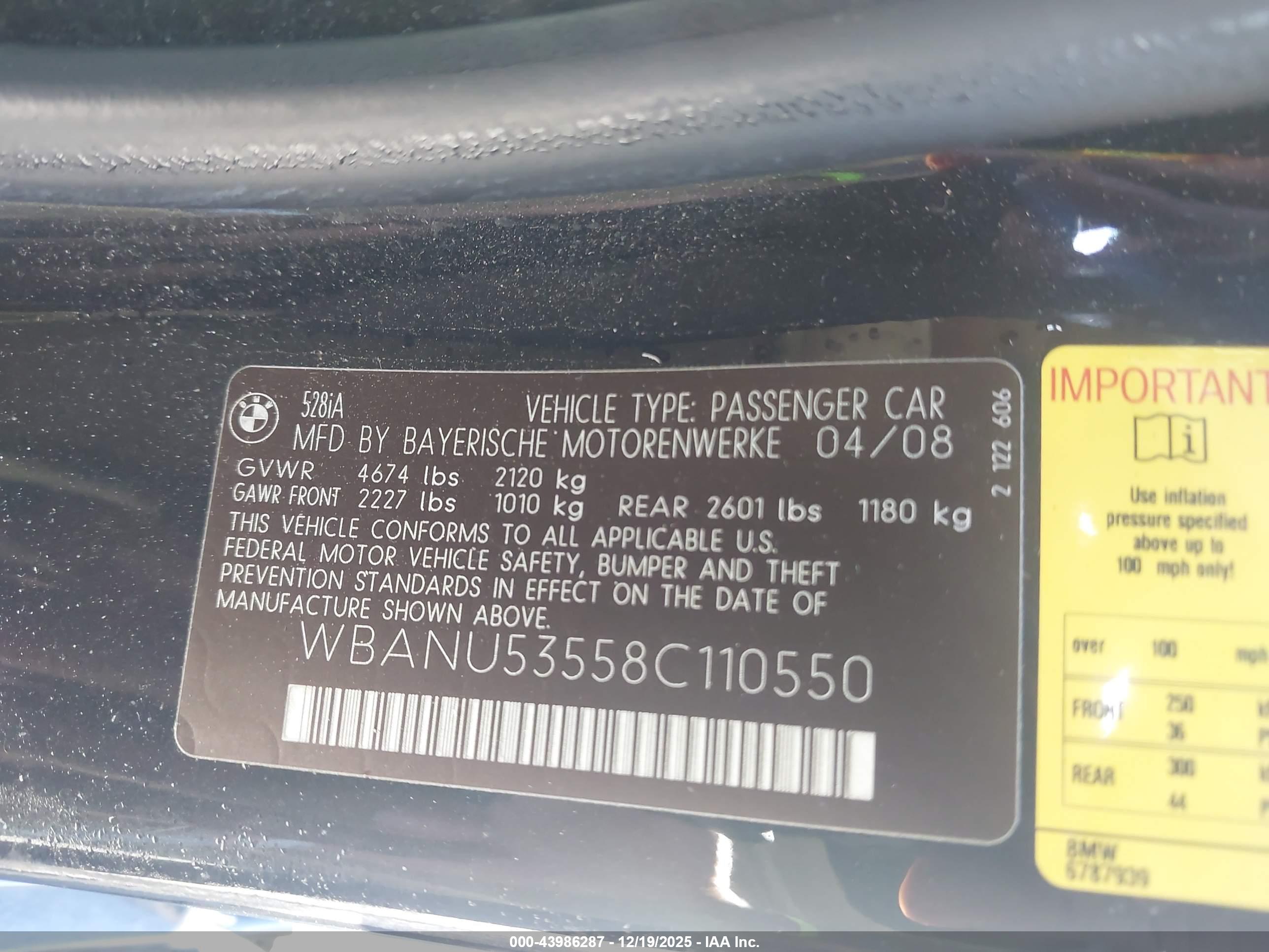 BMW 528I image 9