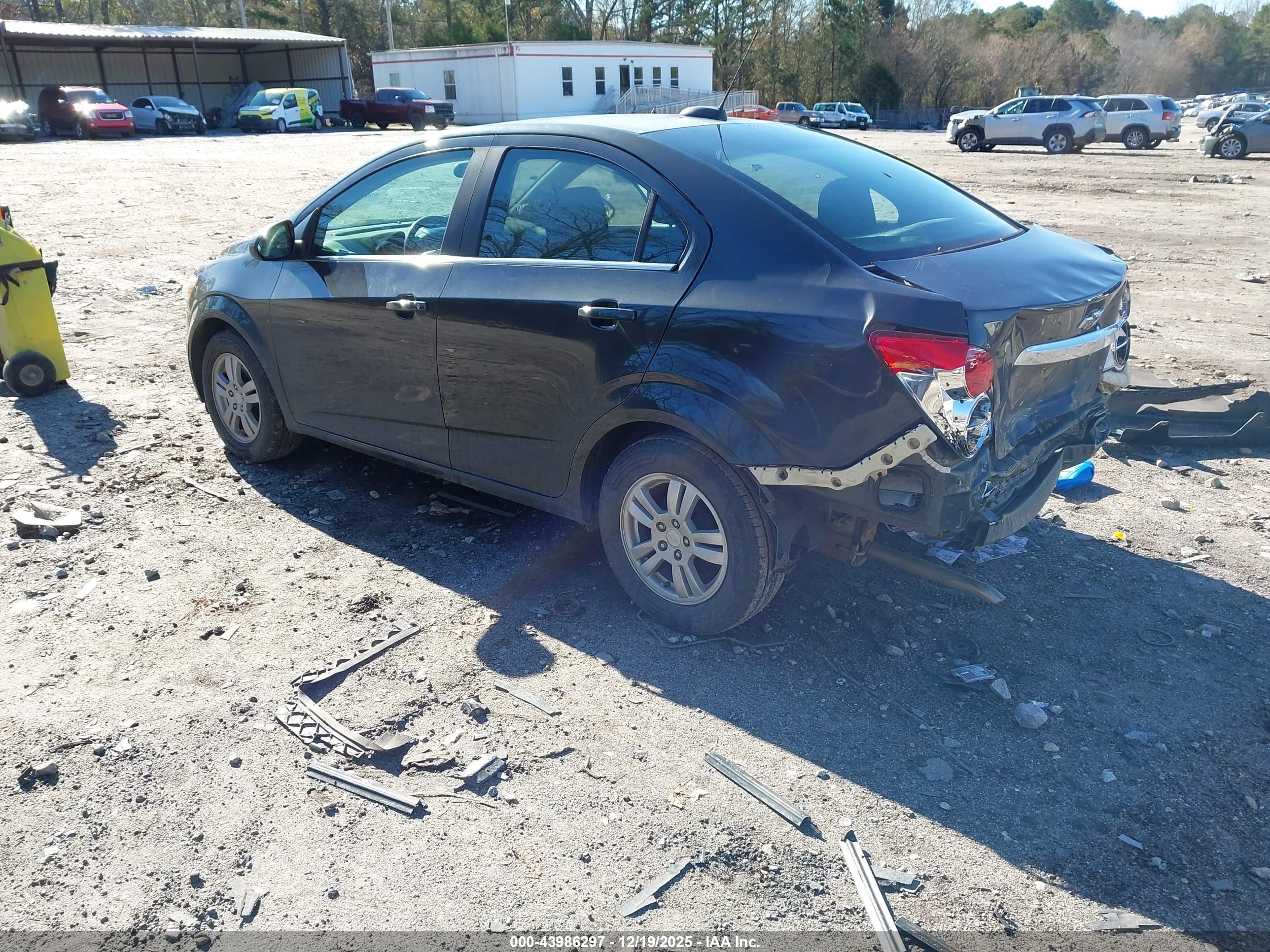 CHEVROLET SONIC image 3