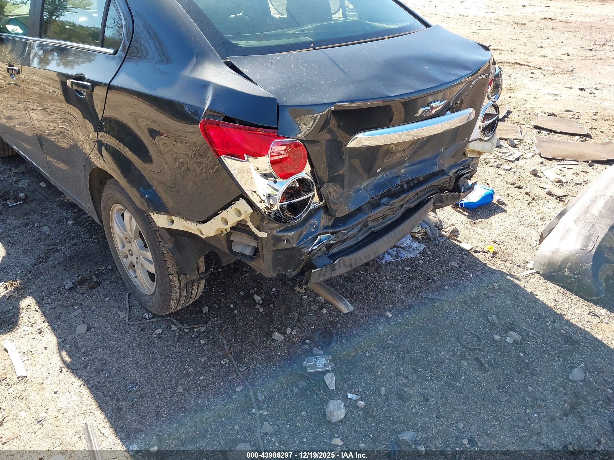 CHEVROLET SONIC image 6